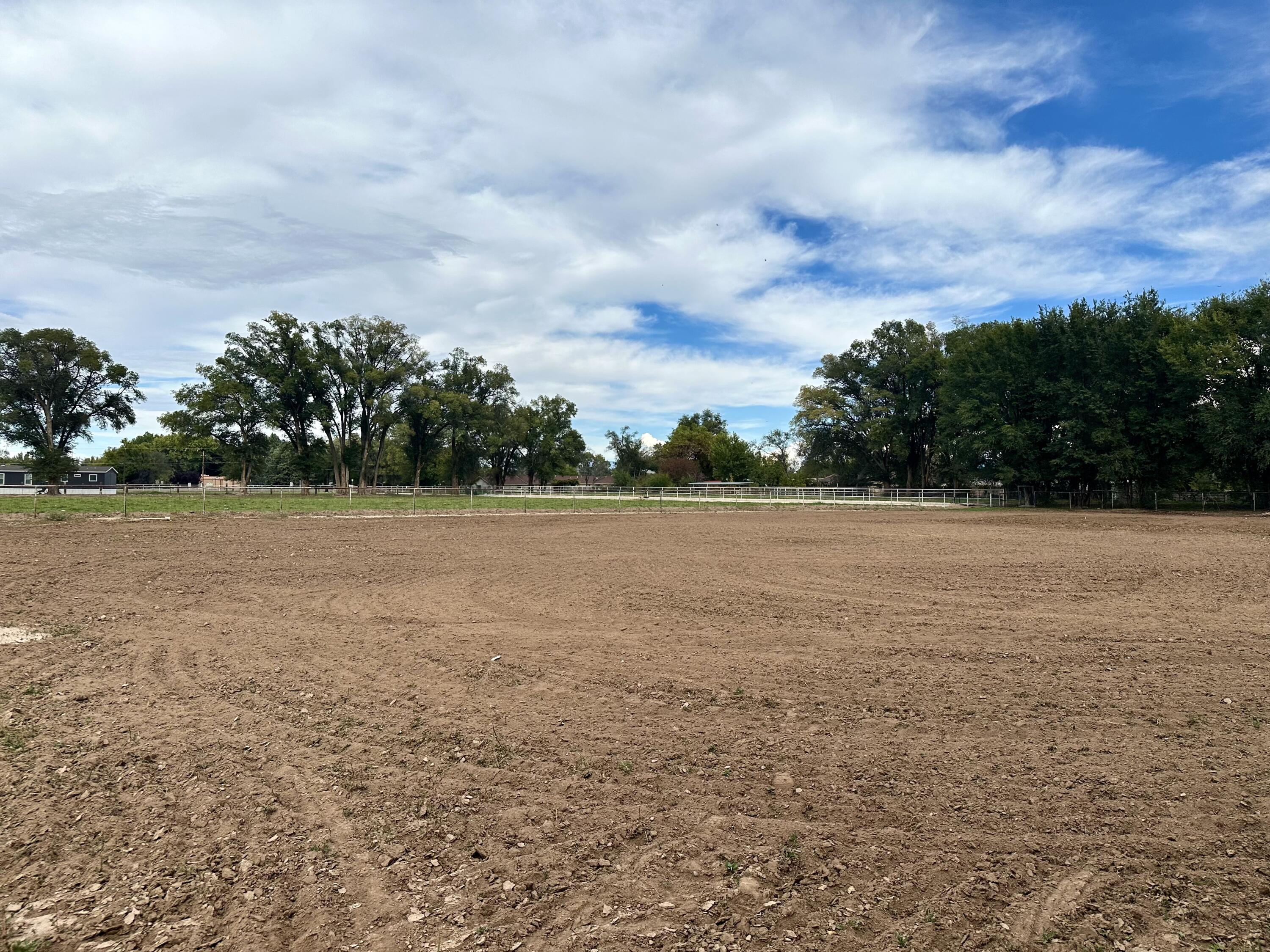 Photo 4 — 930 W Bosque Loop