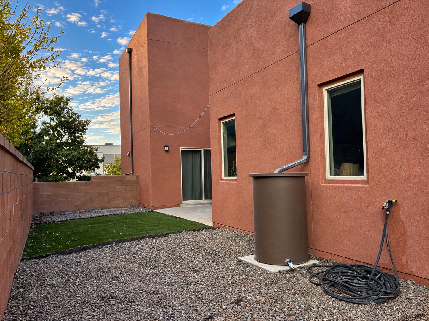 Photo 11 — 5709 University Boulevard SE