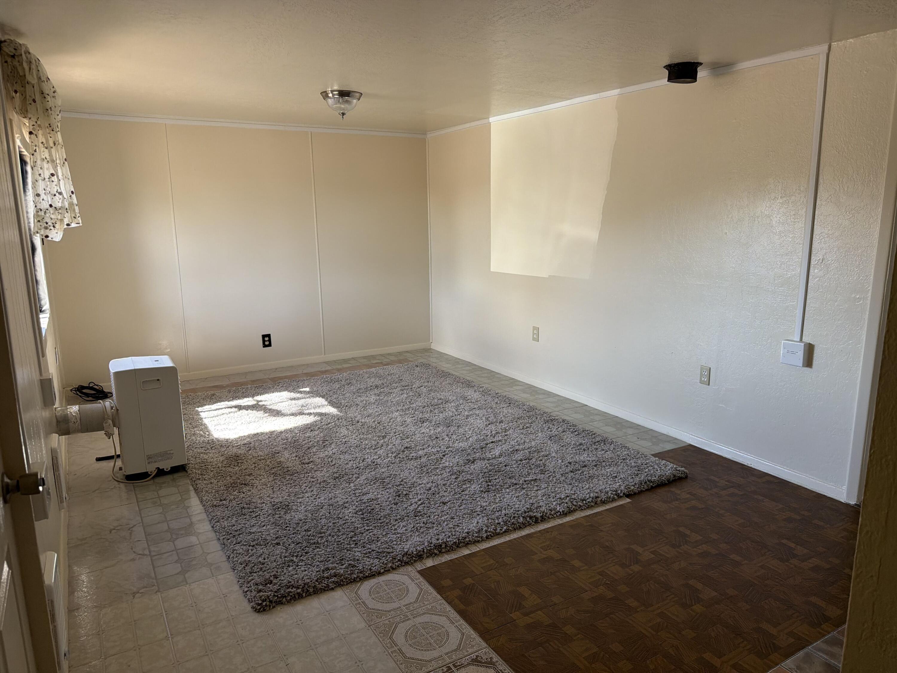 Photo 13 — 215 Tamarack Street