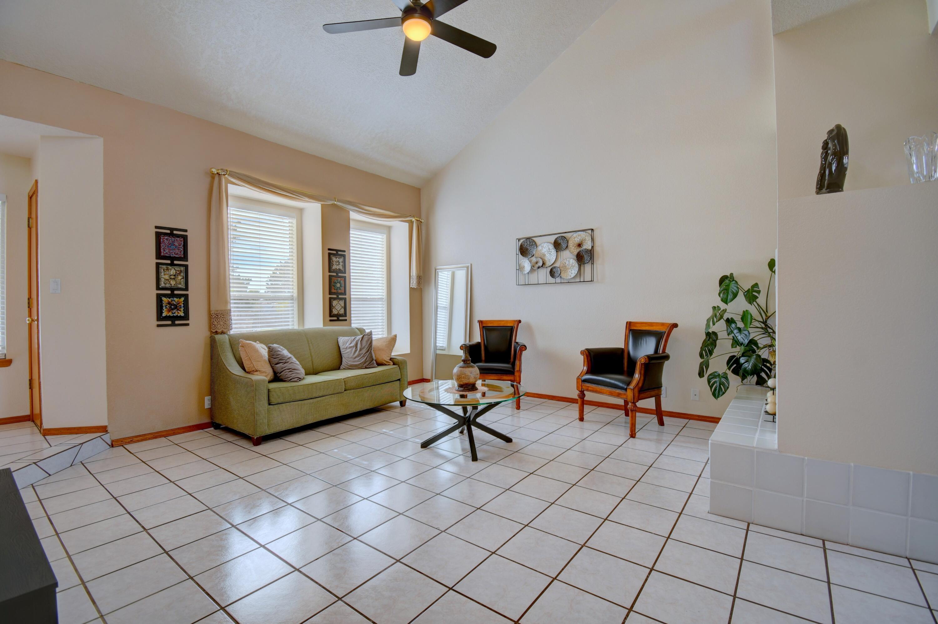 Photo 4 — 4725 Snapdragon Road NW