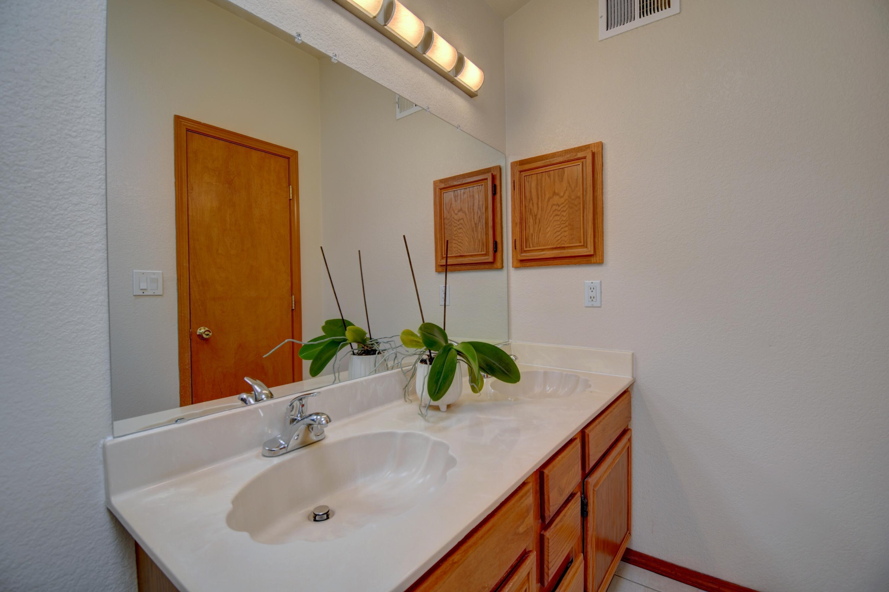 Photo 6 — 4725 Snapdragon Road NW