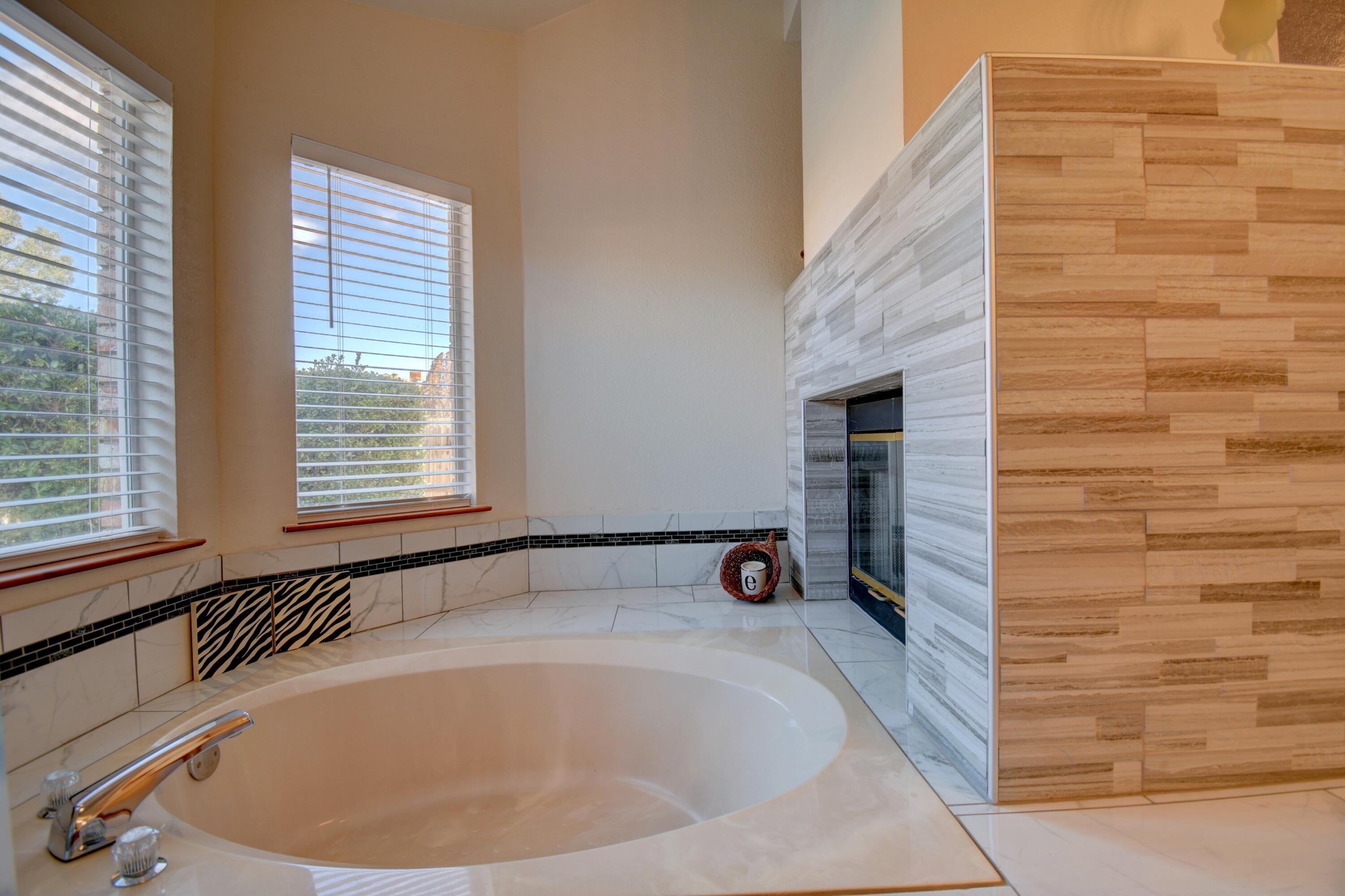 Photo 15 — 4725 Snapdragon Road NW