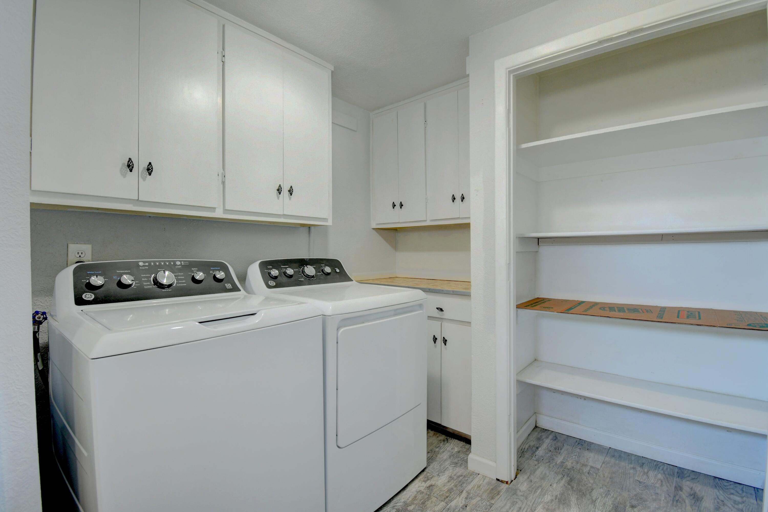 Photo 6 — 1133 McKee Drive NE