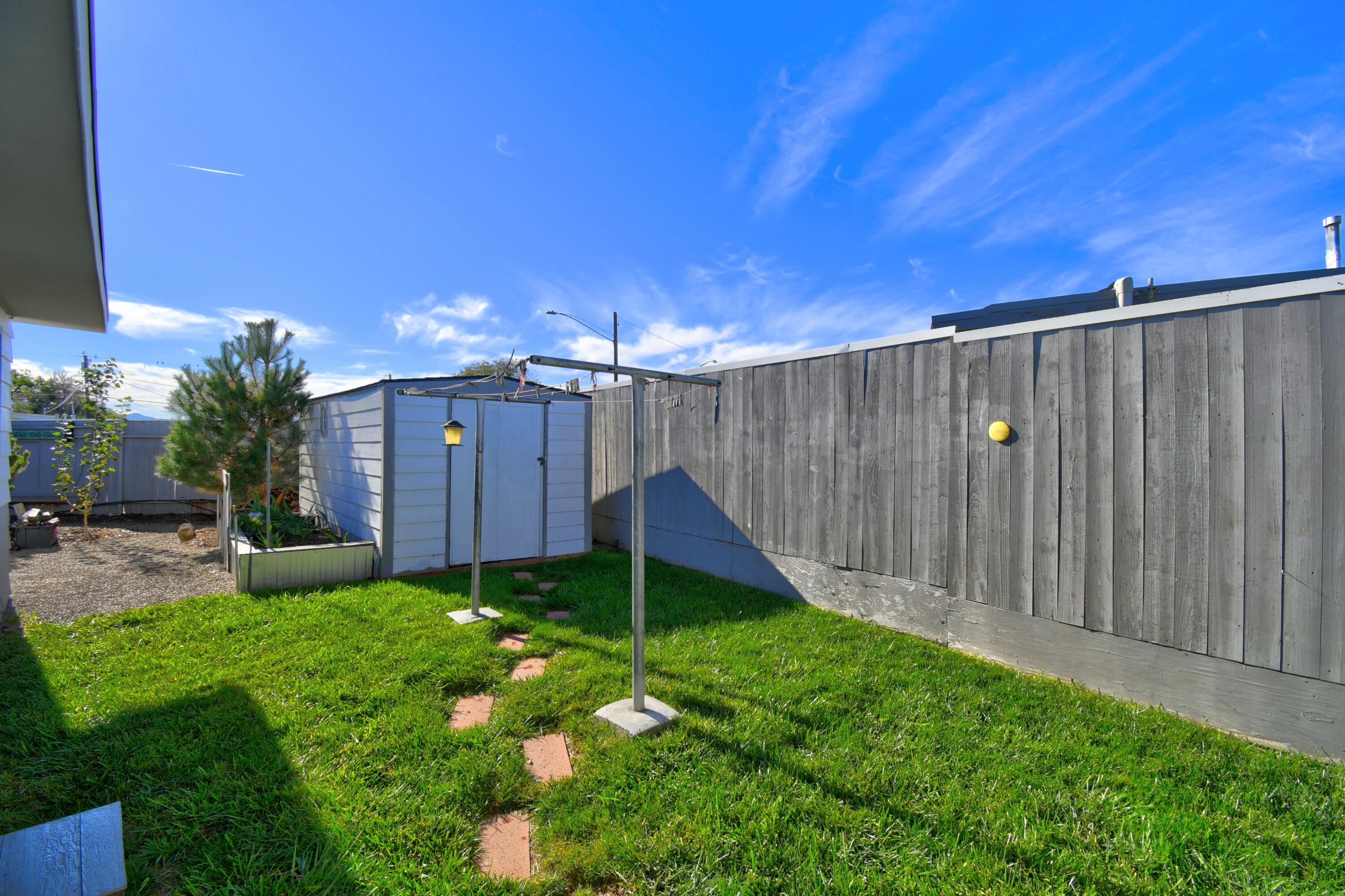 Photo 8 — 1133 McKee Drive NE