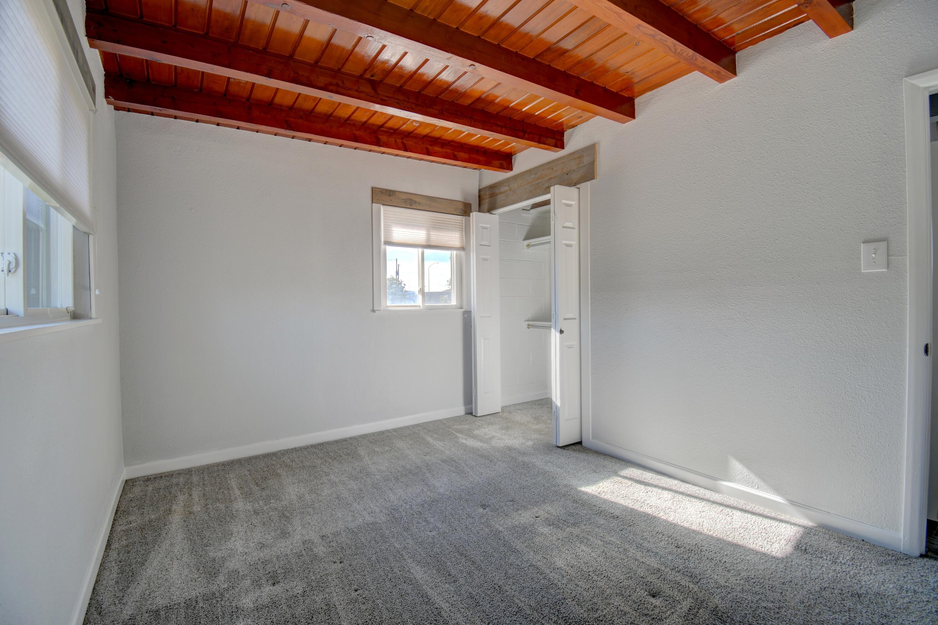 Photo 18 — 1133 McKee Drive NE