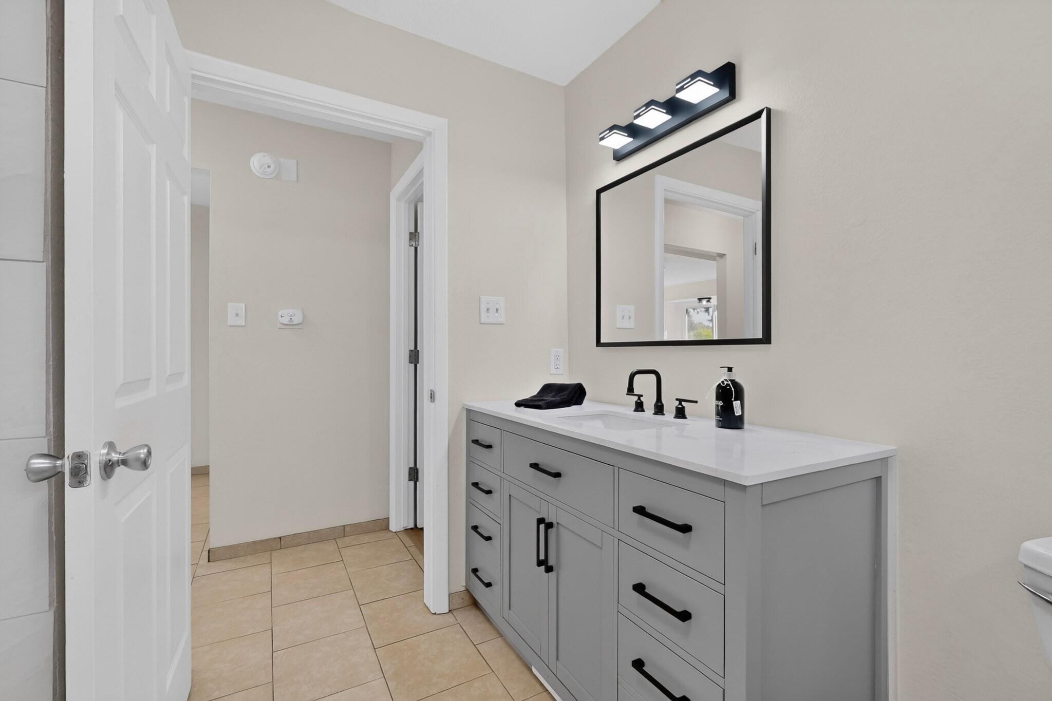 Photo 10 — 3600 Eubank Boulevard NE 6D