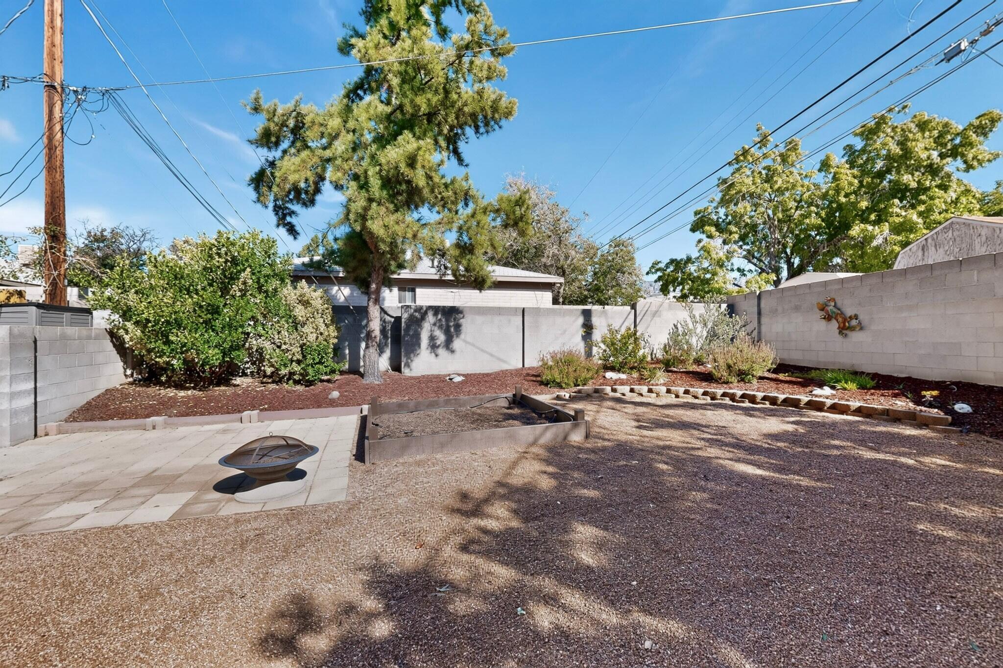 Photo 6 — 3600 Eubank Boulevard NE 6D