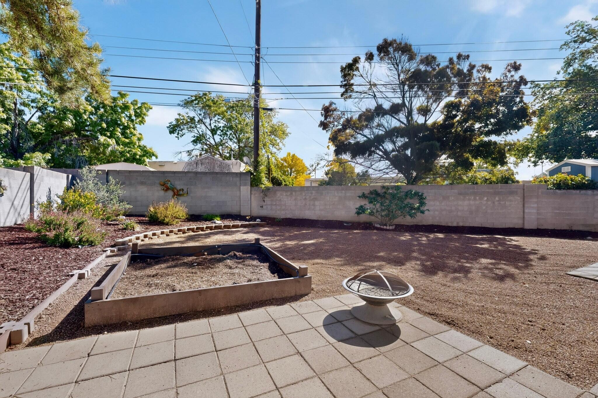 Photo 7 — 3600 Eubank Boulevard NE 6D