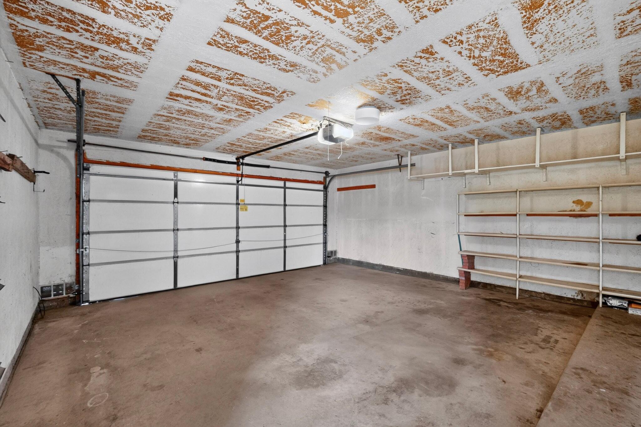 Photo 7 — 600 Ortiz Drive NE