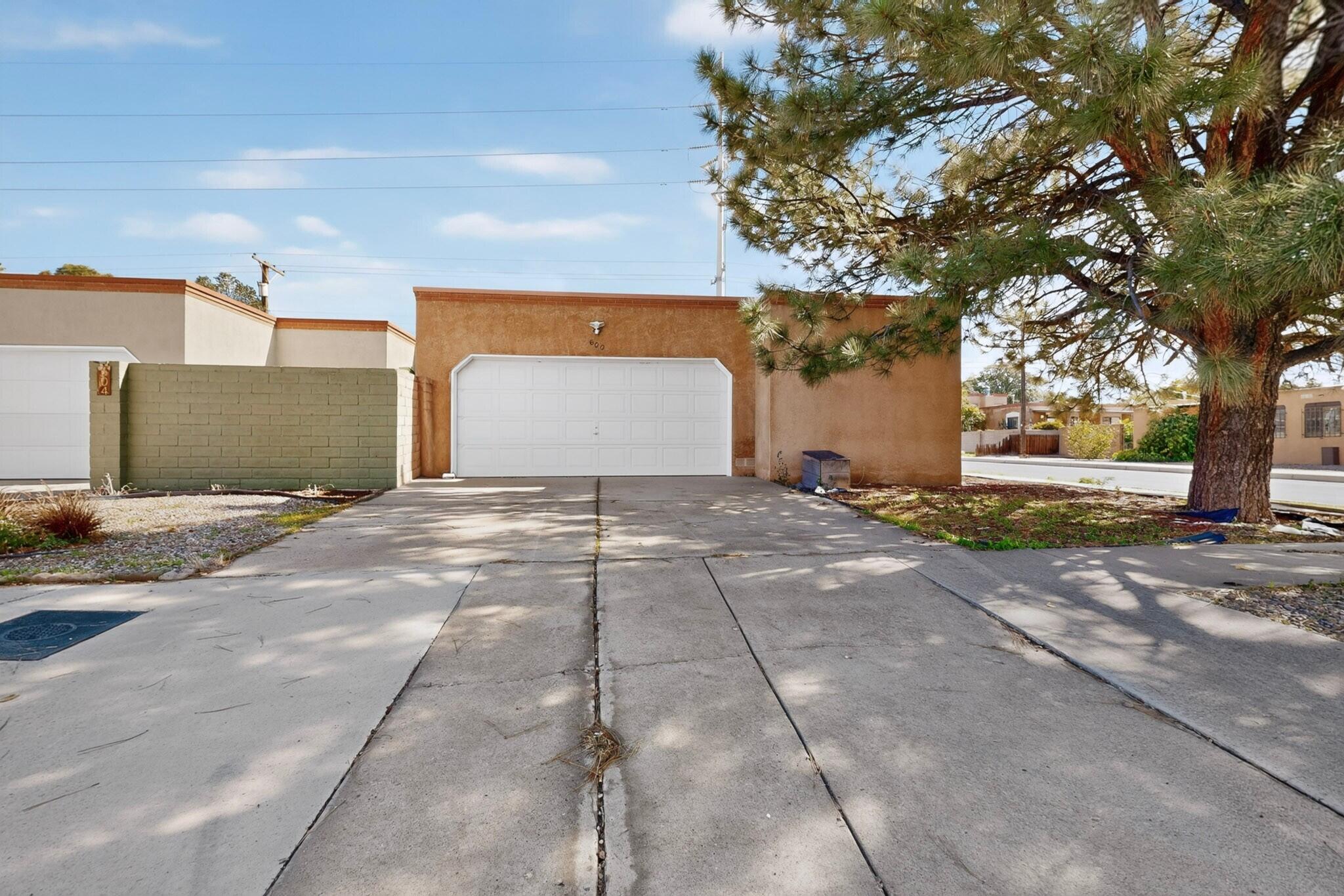 Photo 15 — 600 Ortiz Drive NE