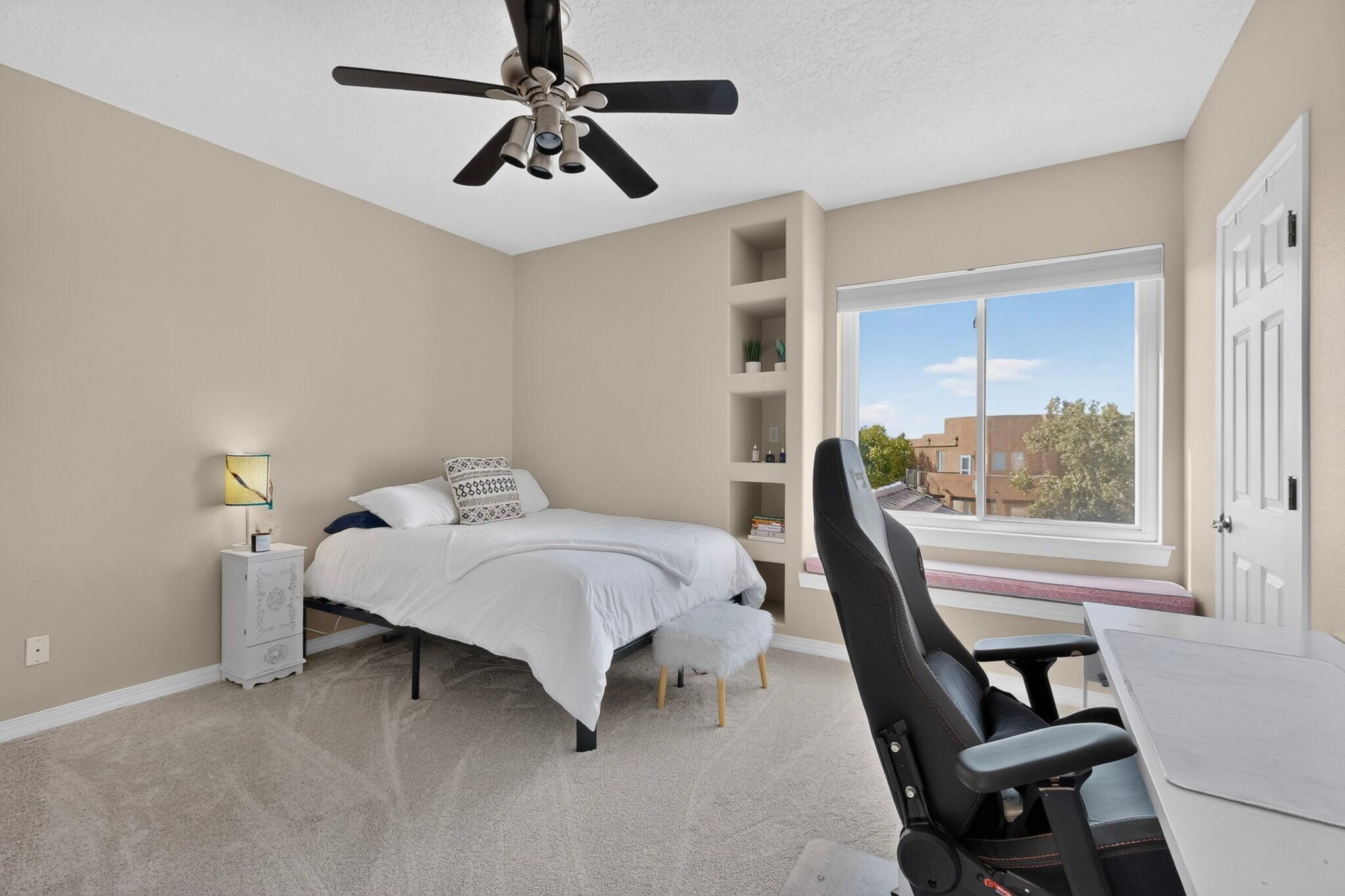 Photo 10 — 9109 Santa Lucia Avenue NE