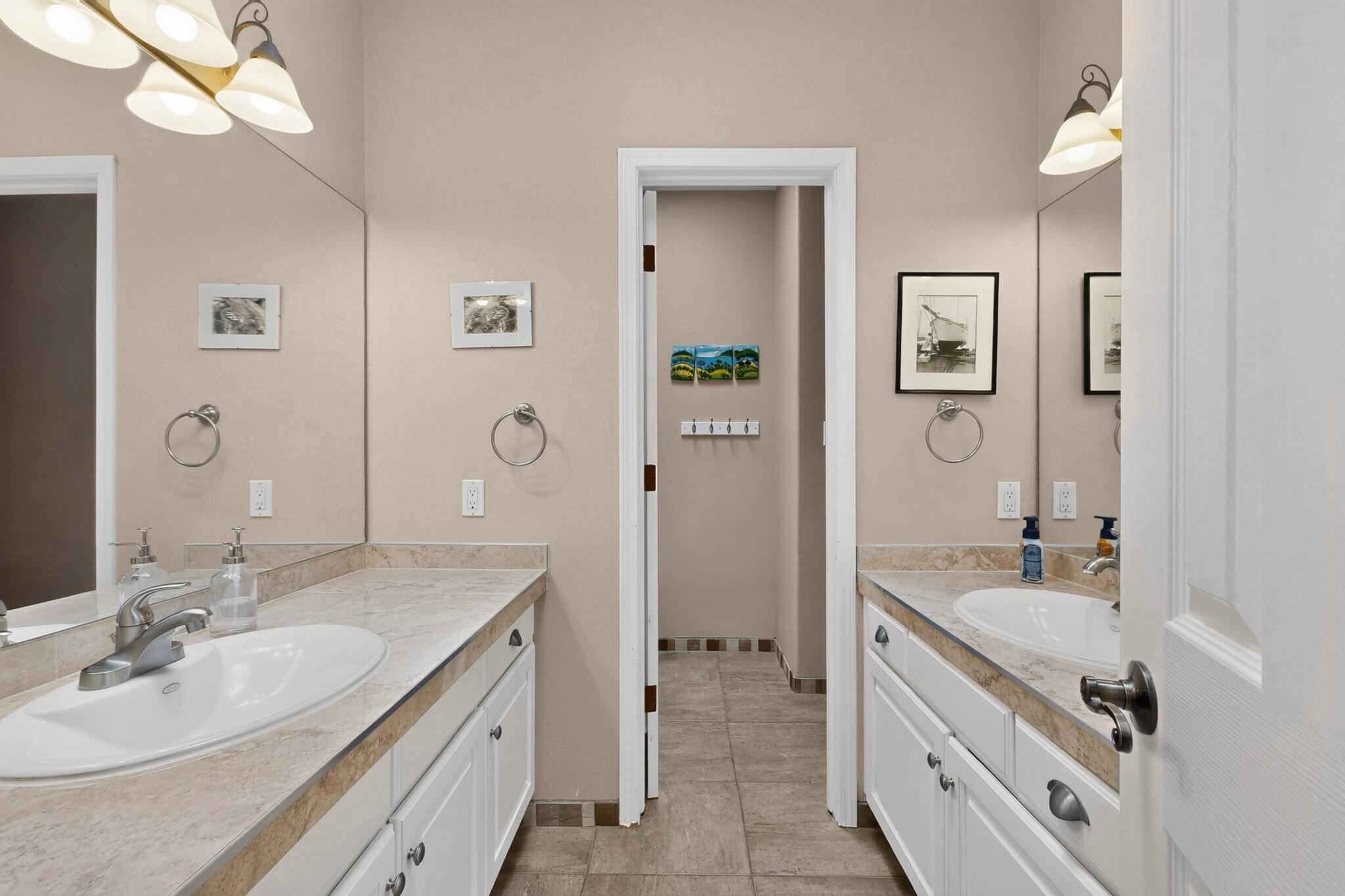 Photo 12 — 9109 Santa Lucia Avenue NE