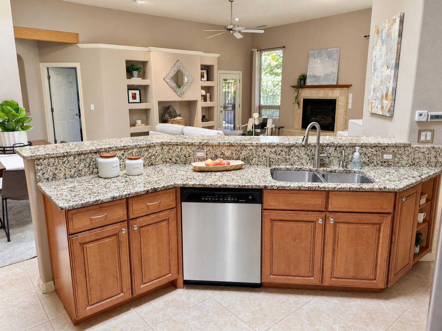 Photo 10 — 8847 Desert Finch Lane NE