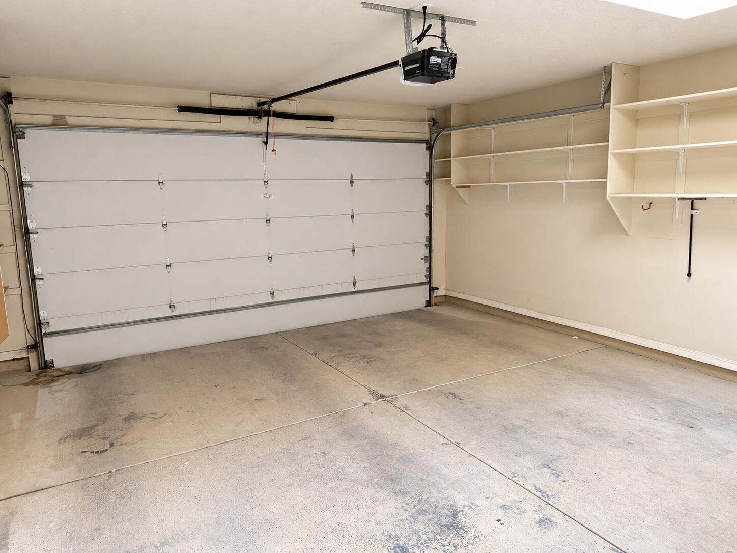 Photo 2 — 8847 Desert Finch Lane NE