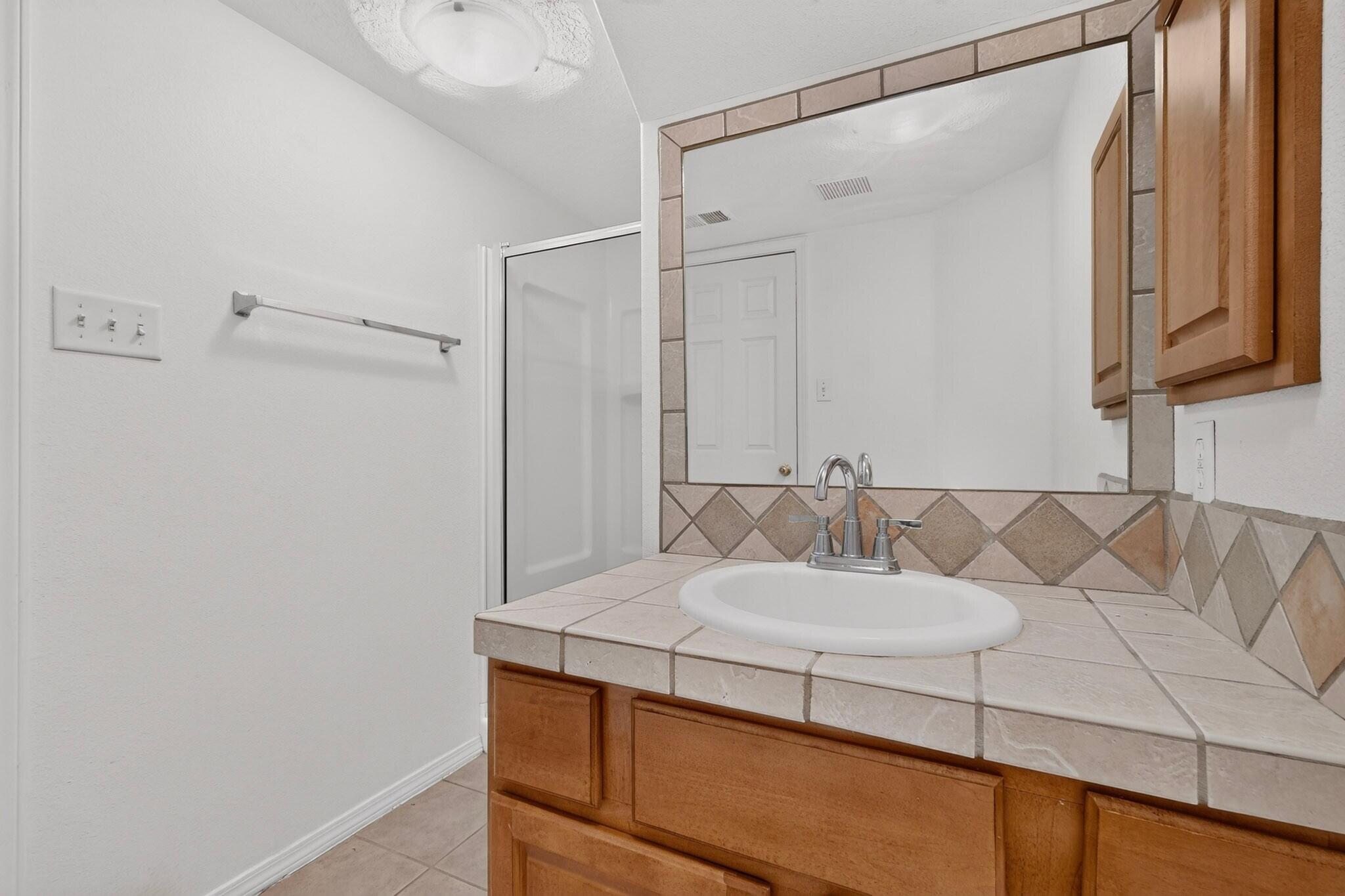 Photo 9 — 7427 Eagle Crest Avenue NE