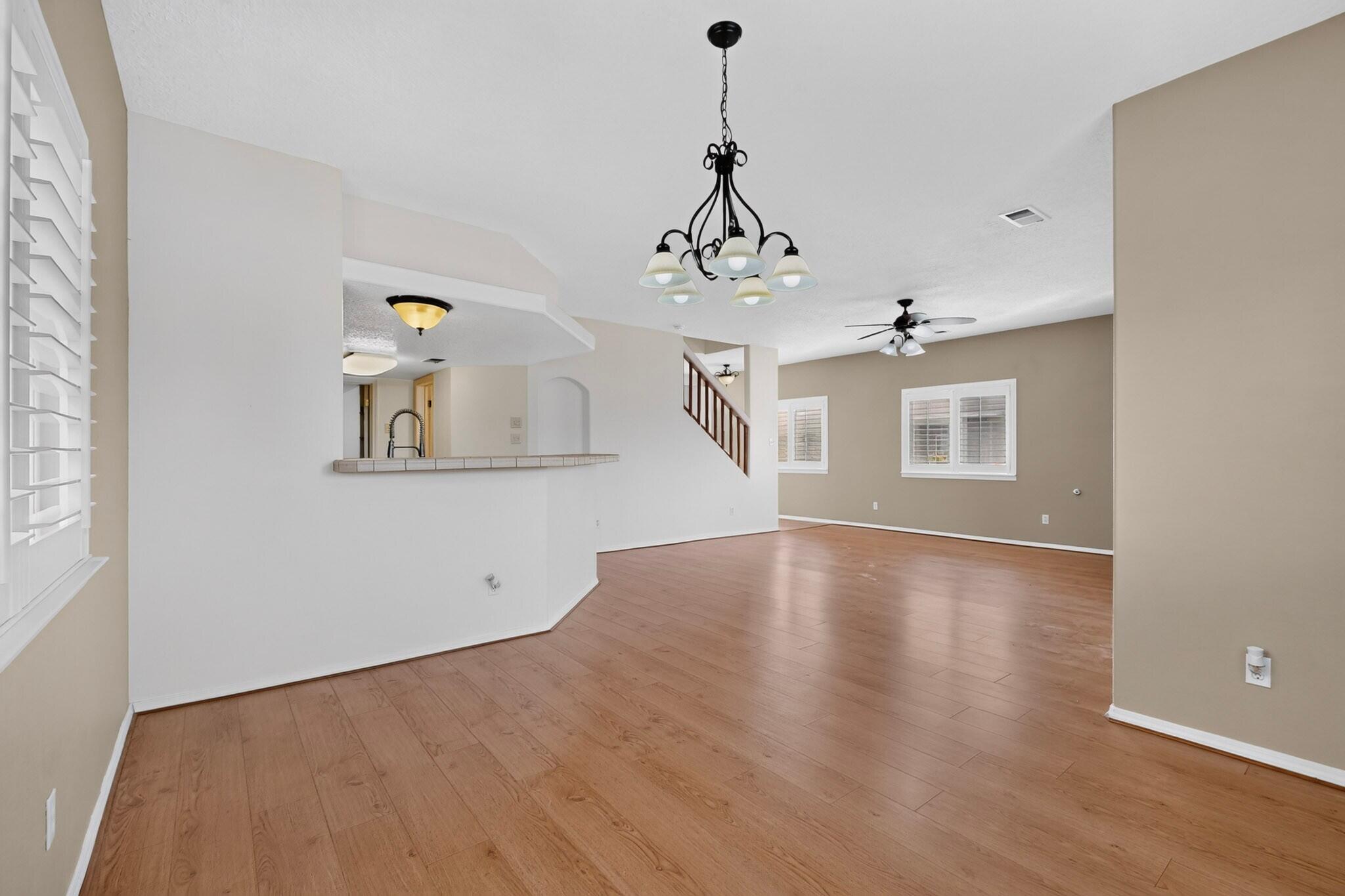 Photo 17 — 7427 Eagle Crest Avenue NE