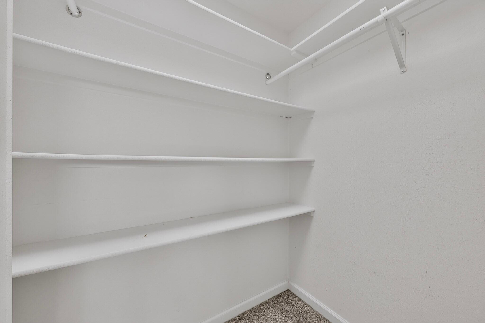 Photo 15 — 8001 Independence Drive NW