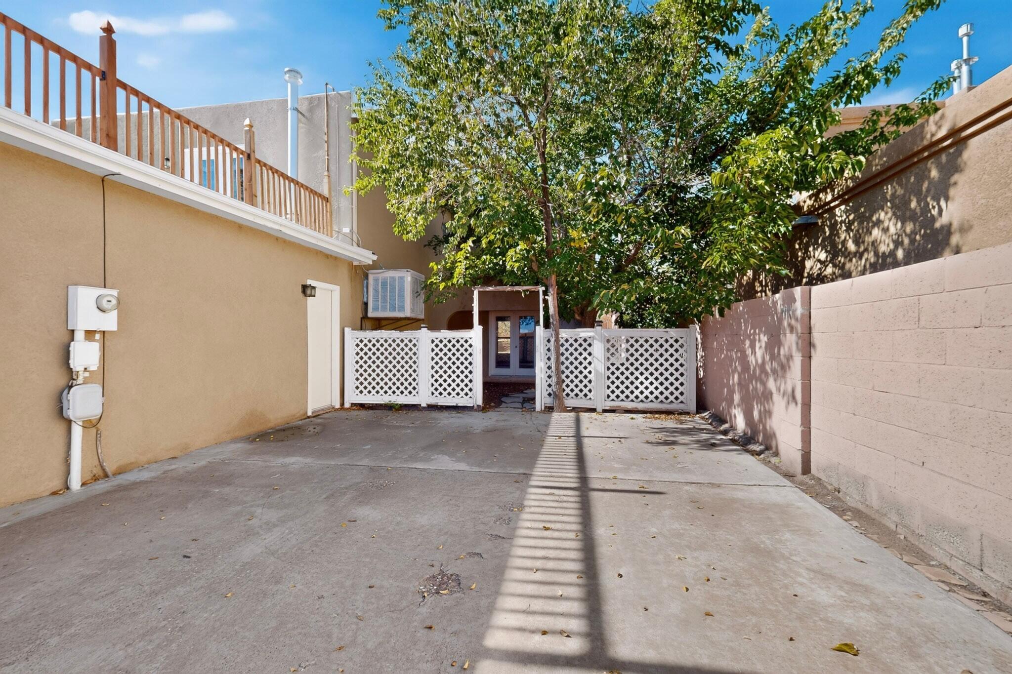 Photo 5 — 8001 Independence Drive NW