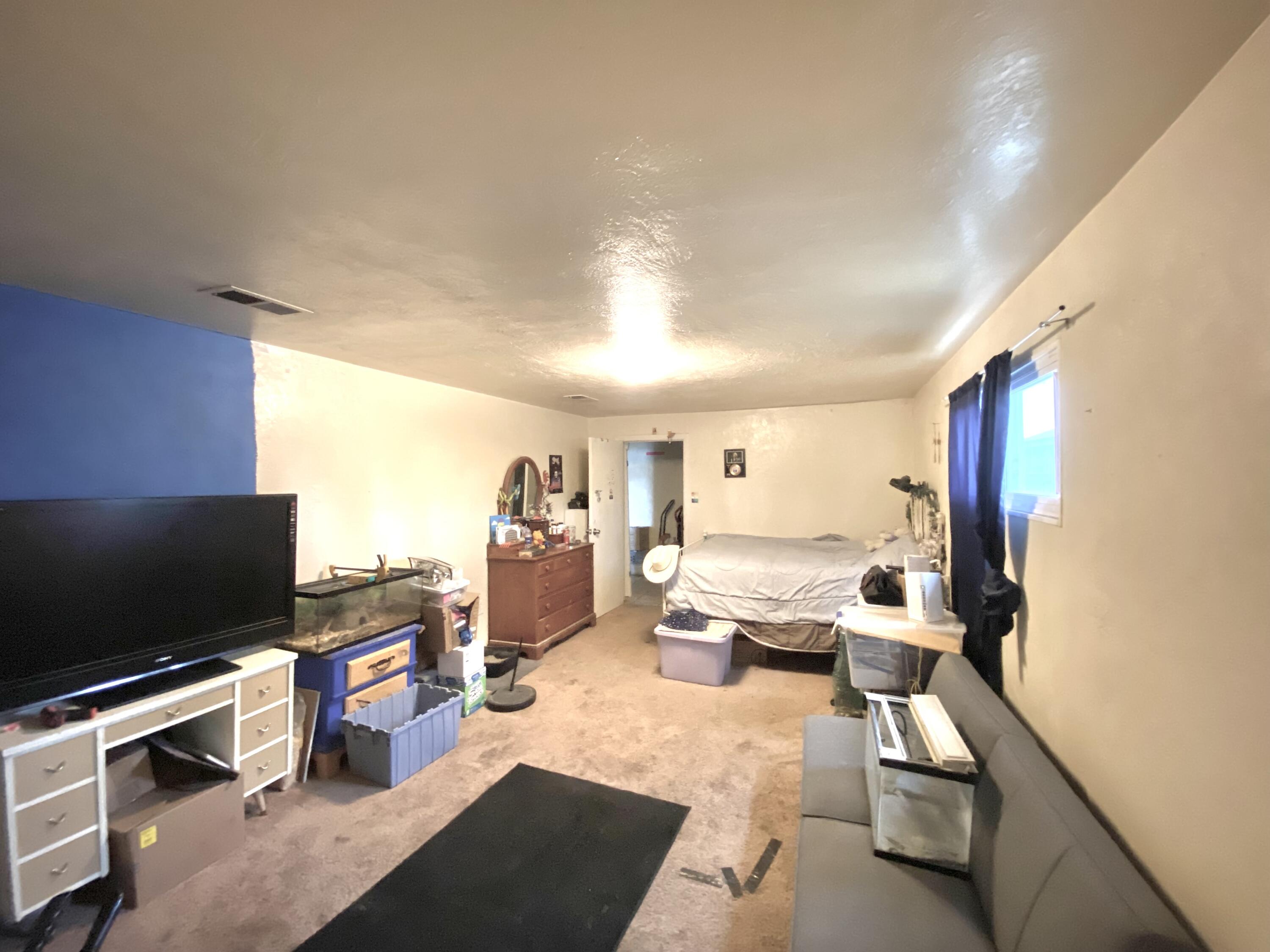 Photo 18 — 321 N 6th Street