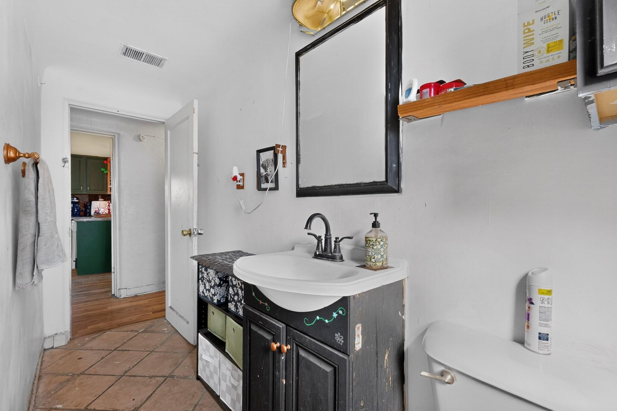 Photo 13 — 321 N 6th Street