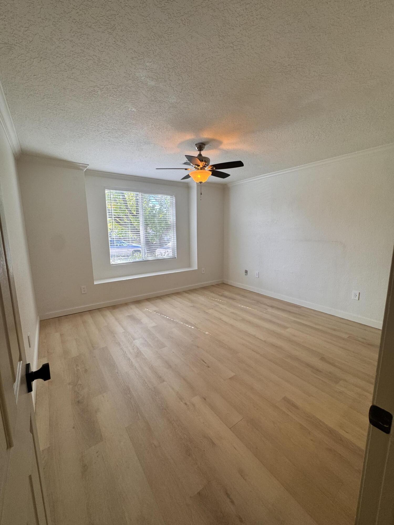 Photo 3 — 11601 Medicine Bow Place SE