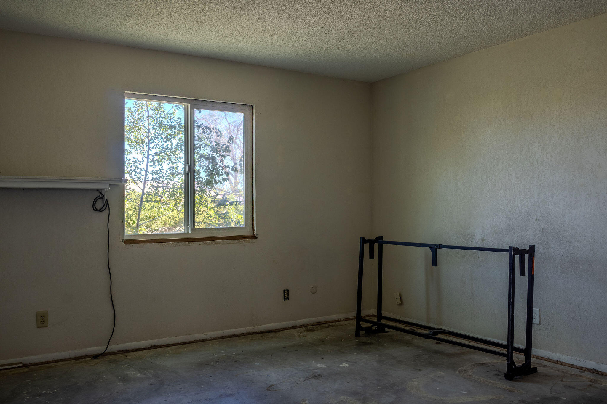 Photo 12 — 4002 El Dedo Court SE