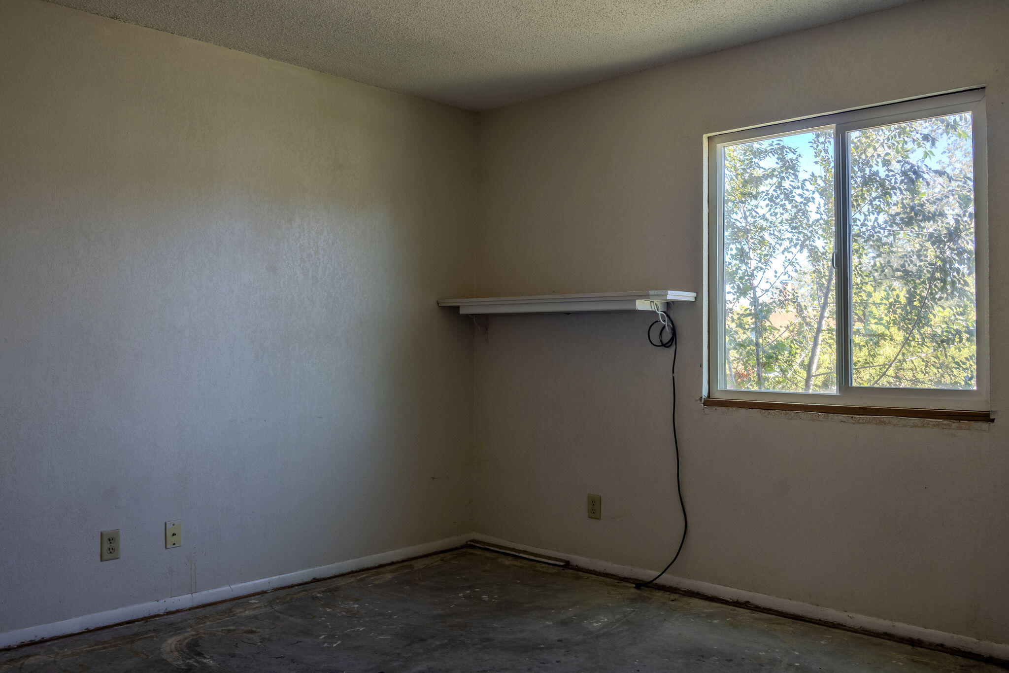 Photo 14 — 4002 El Dedo Court SE