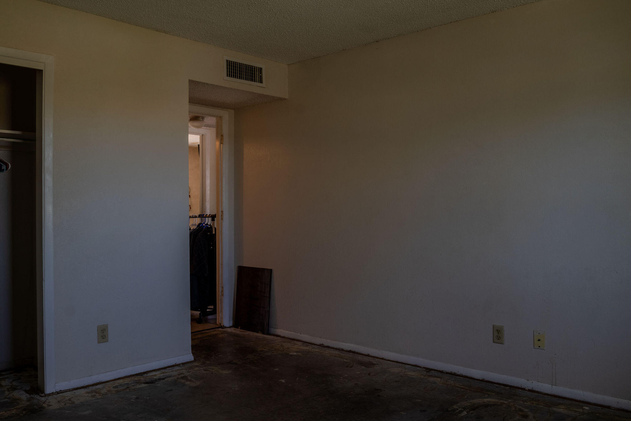 Photo 15 — 4002 El Dedo Court SE