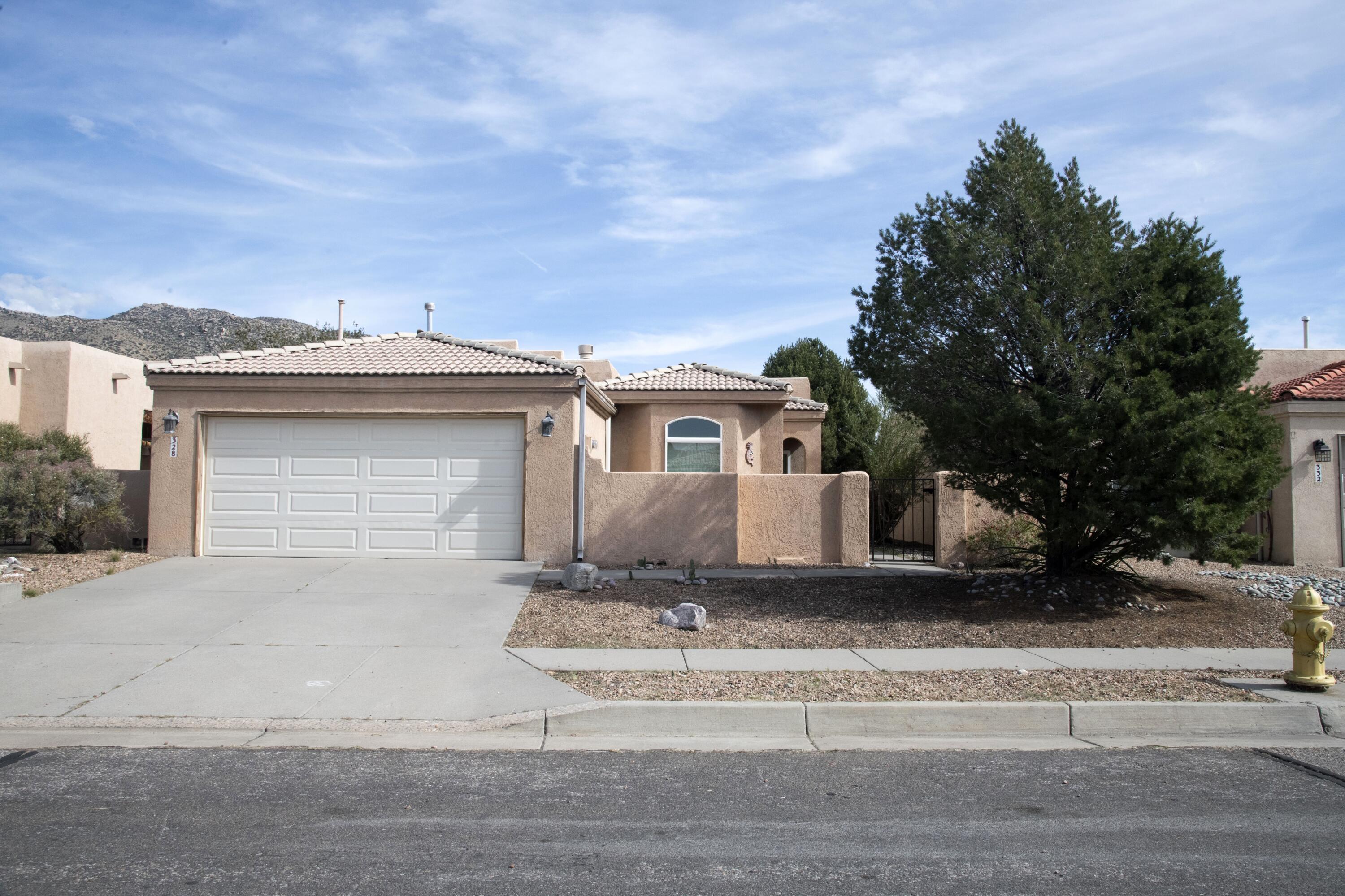 328 Serenity Court SE, Albuquerque, NM 87123