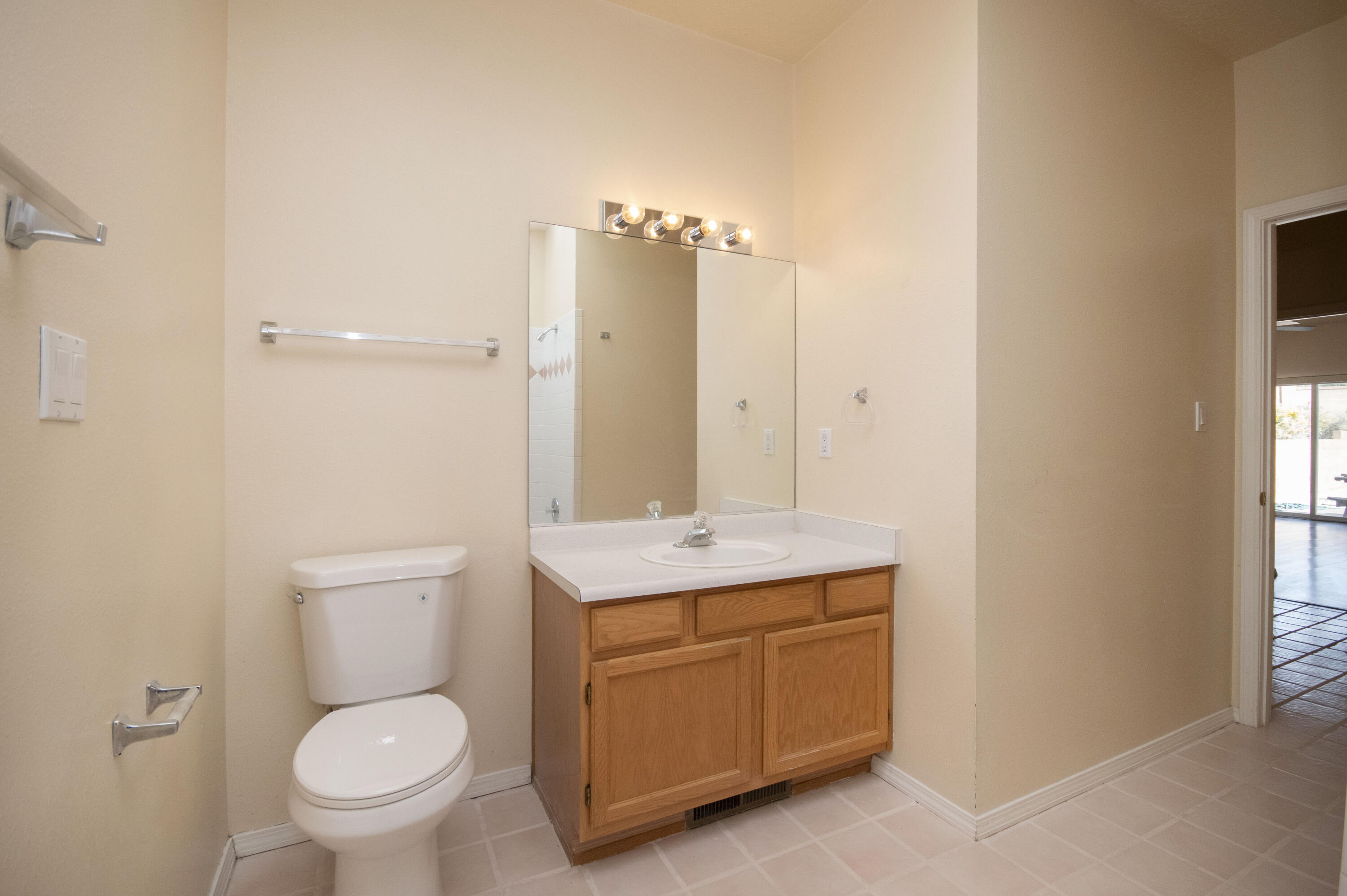 Photo 11 — 328 Serenity Court SE