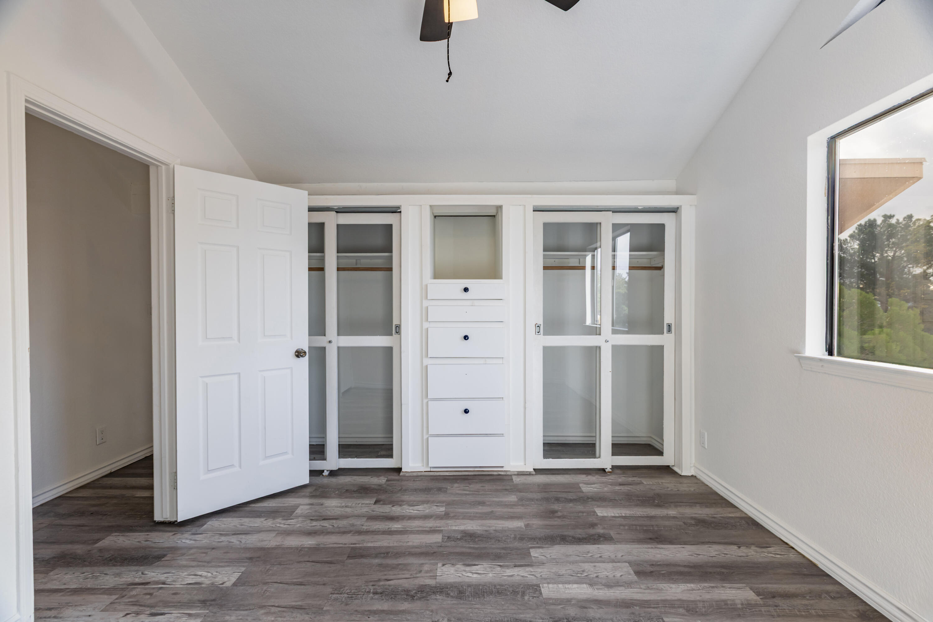 Photo 9 — 7501 Teakwood Drive NW