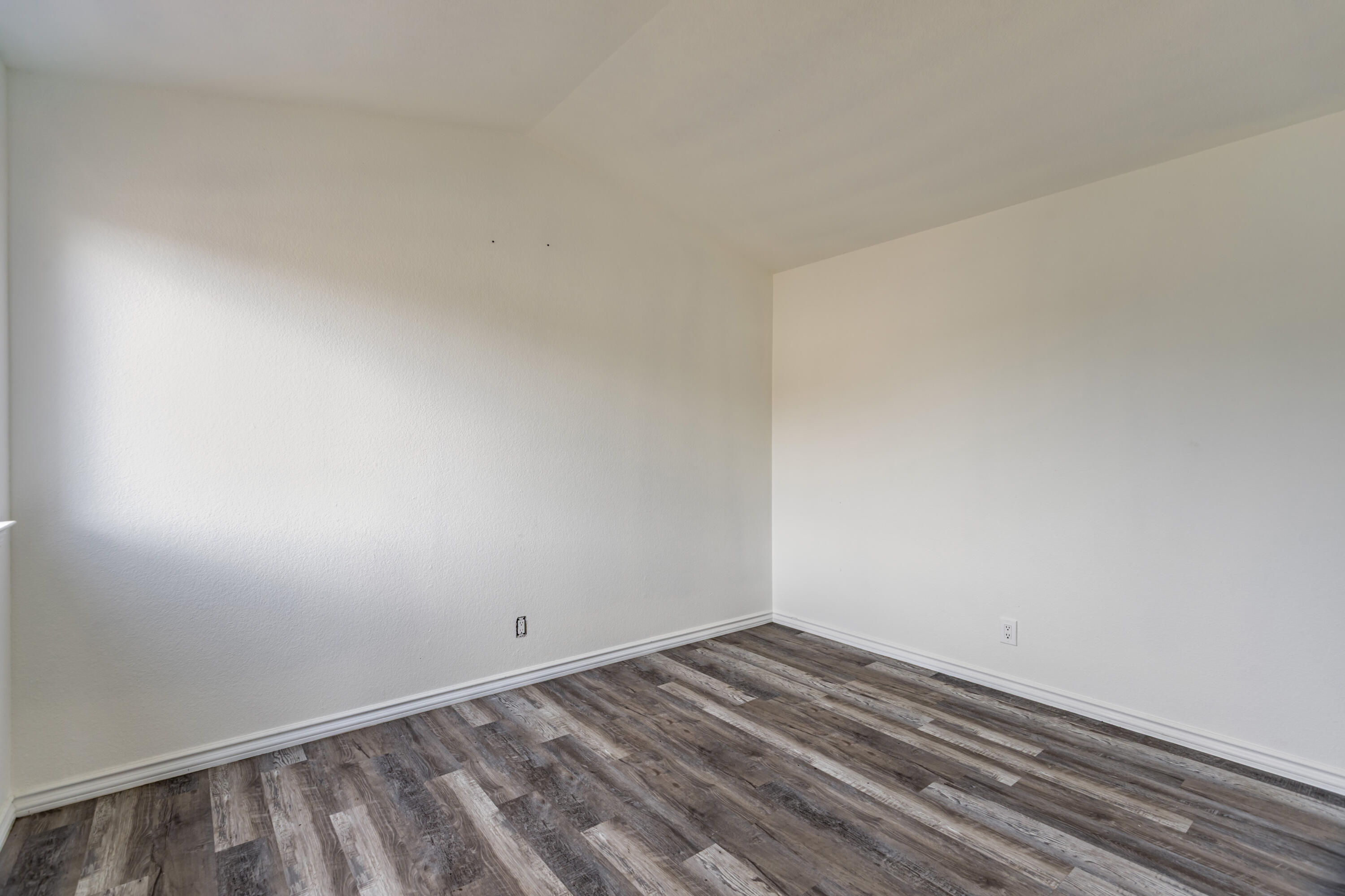 Photo 7 — 7501 Teakwood Drive NW