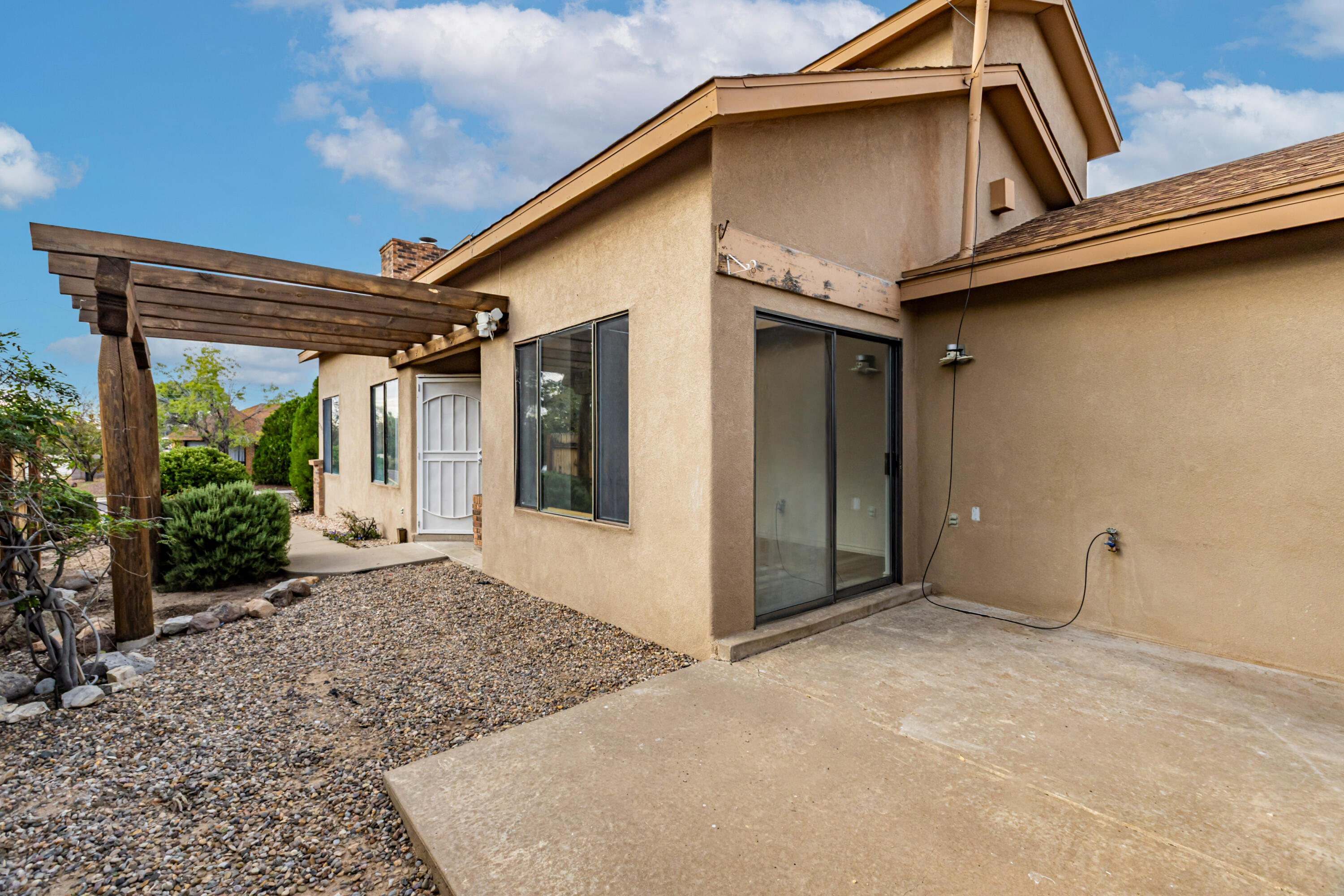 Photo 5 — 7501 Teakwood Drive NW