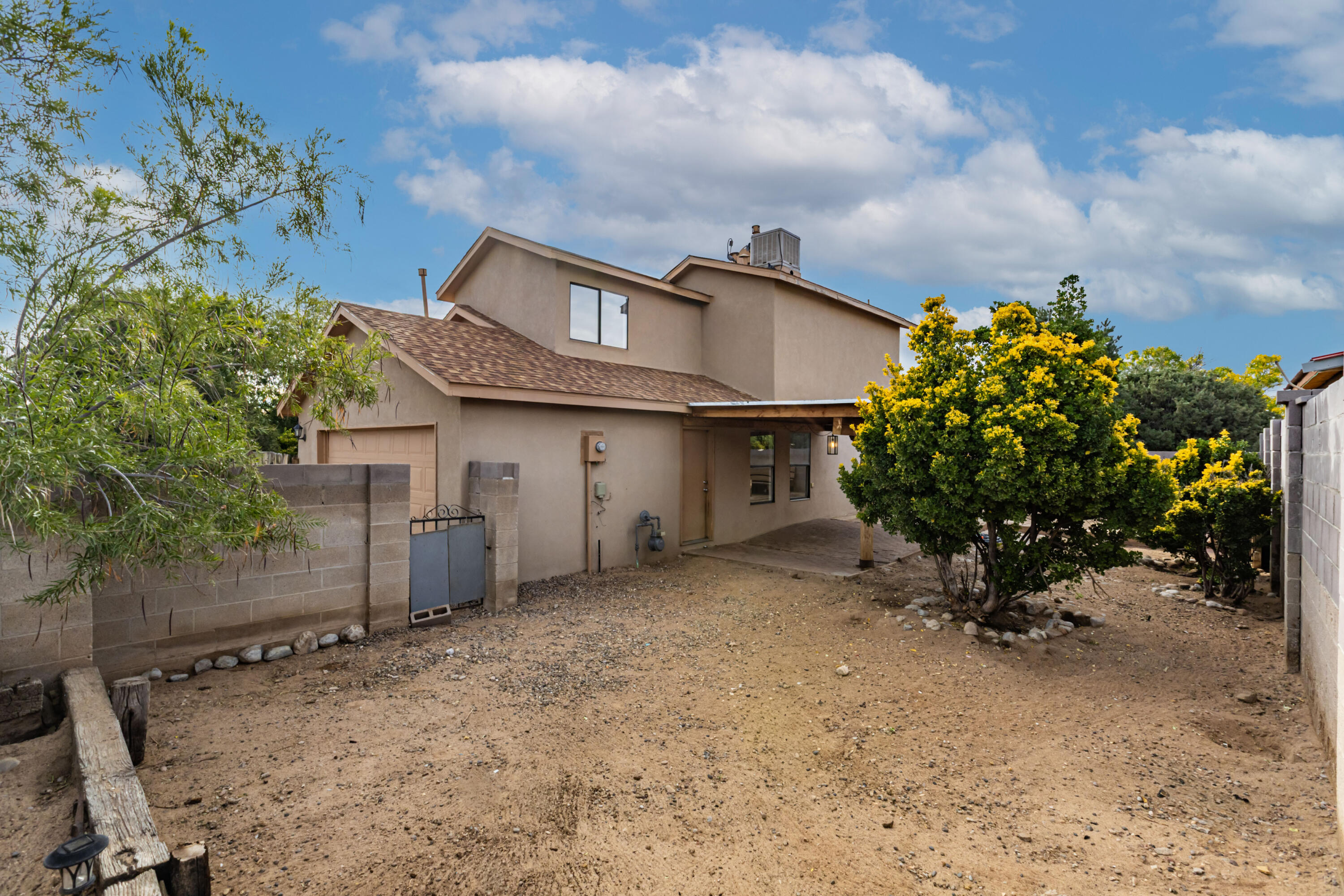 Photo 3 — 7501 Teakwood Drive NW