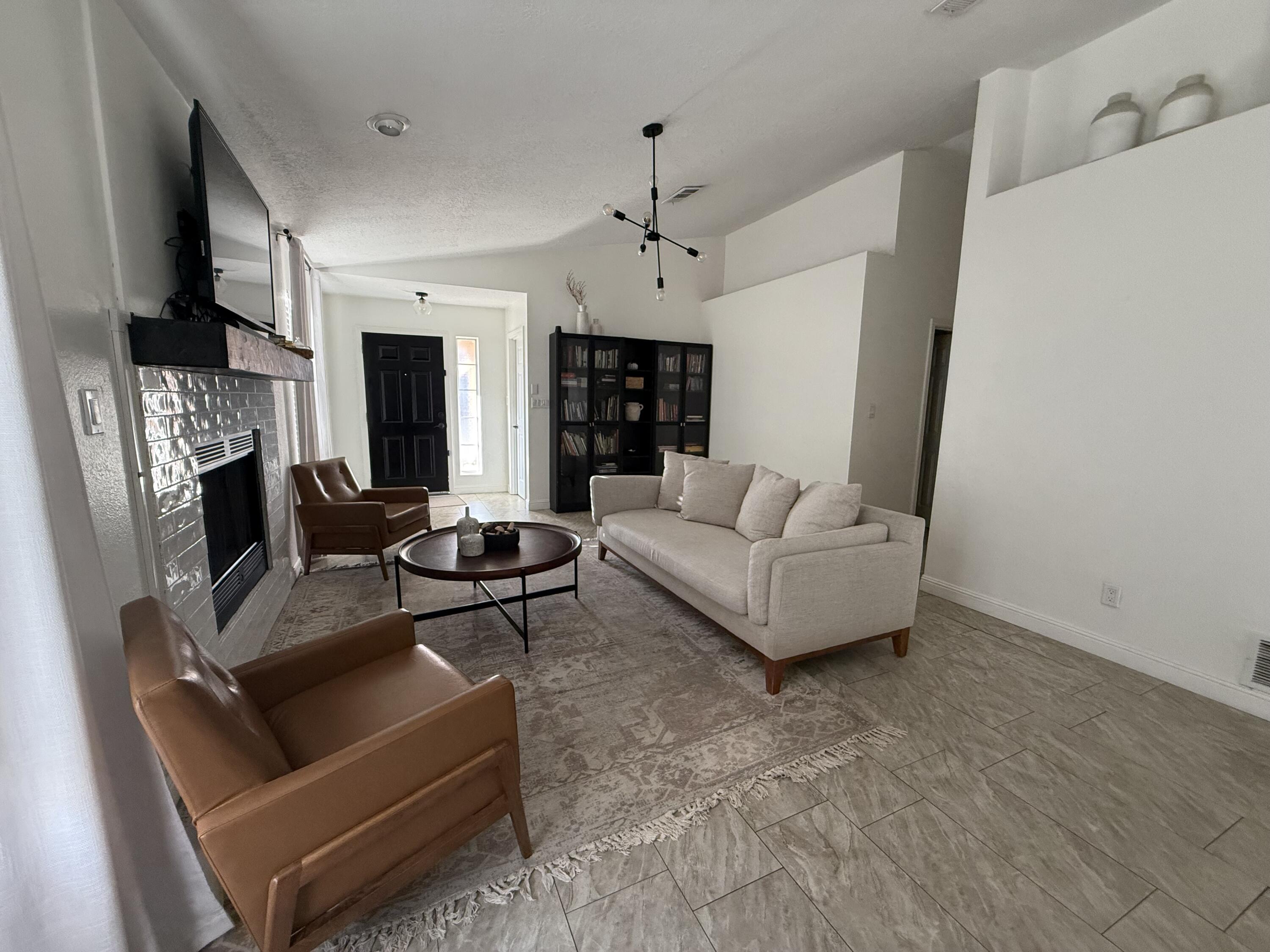 Photo 20 — 9404 Teresina Court NW