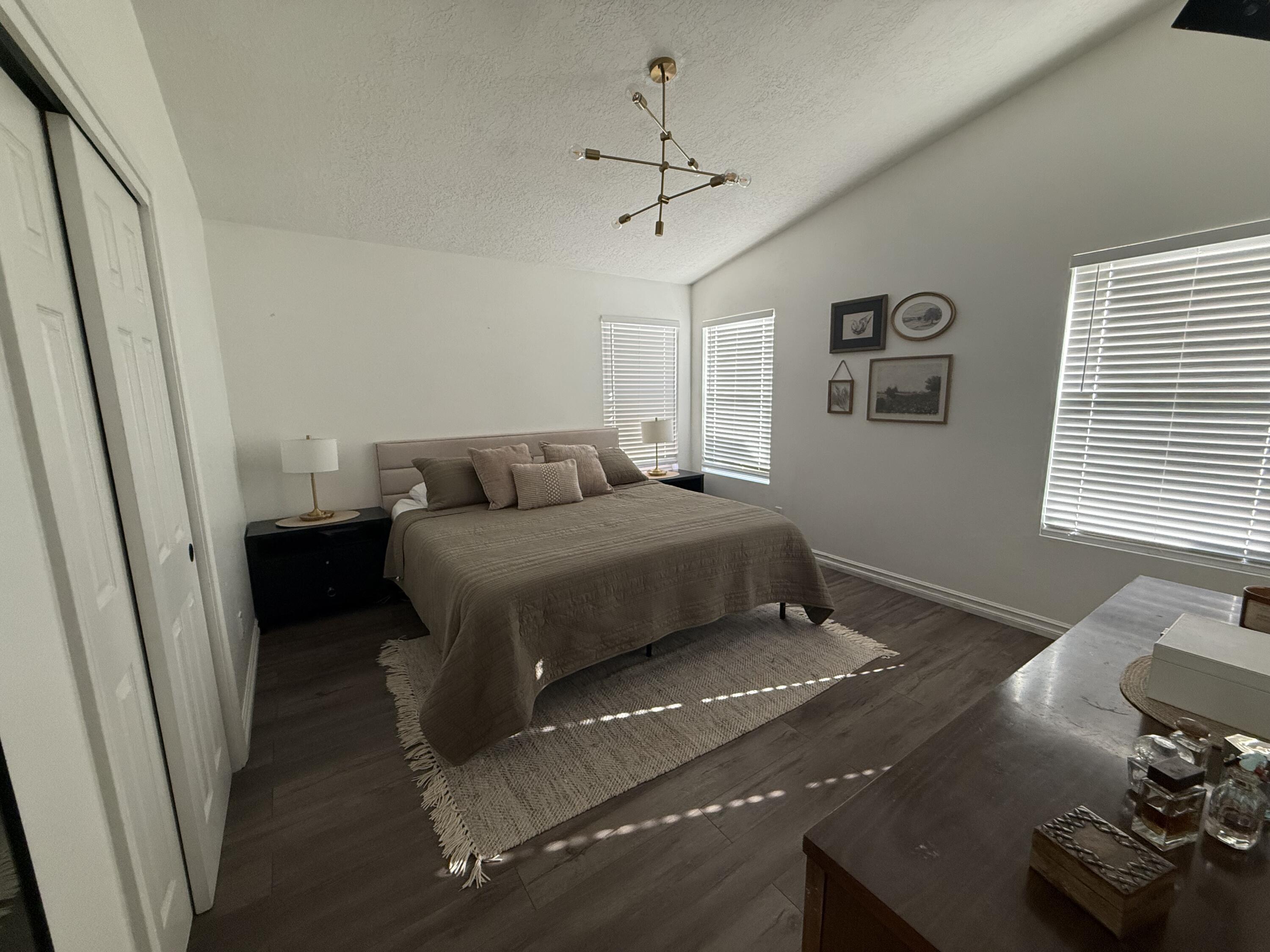 Photo 15 — 9404 Teresina Court NW