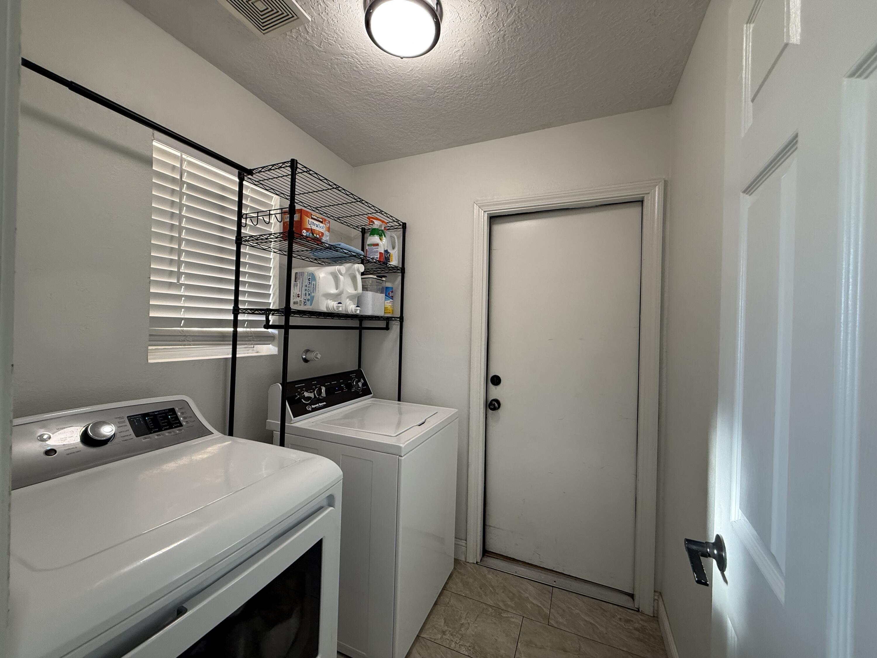 Photo 12 — 9404 Teresina Court NW