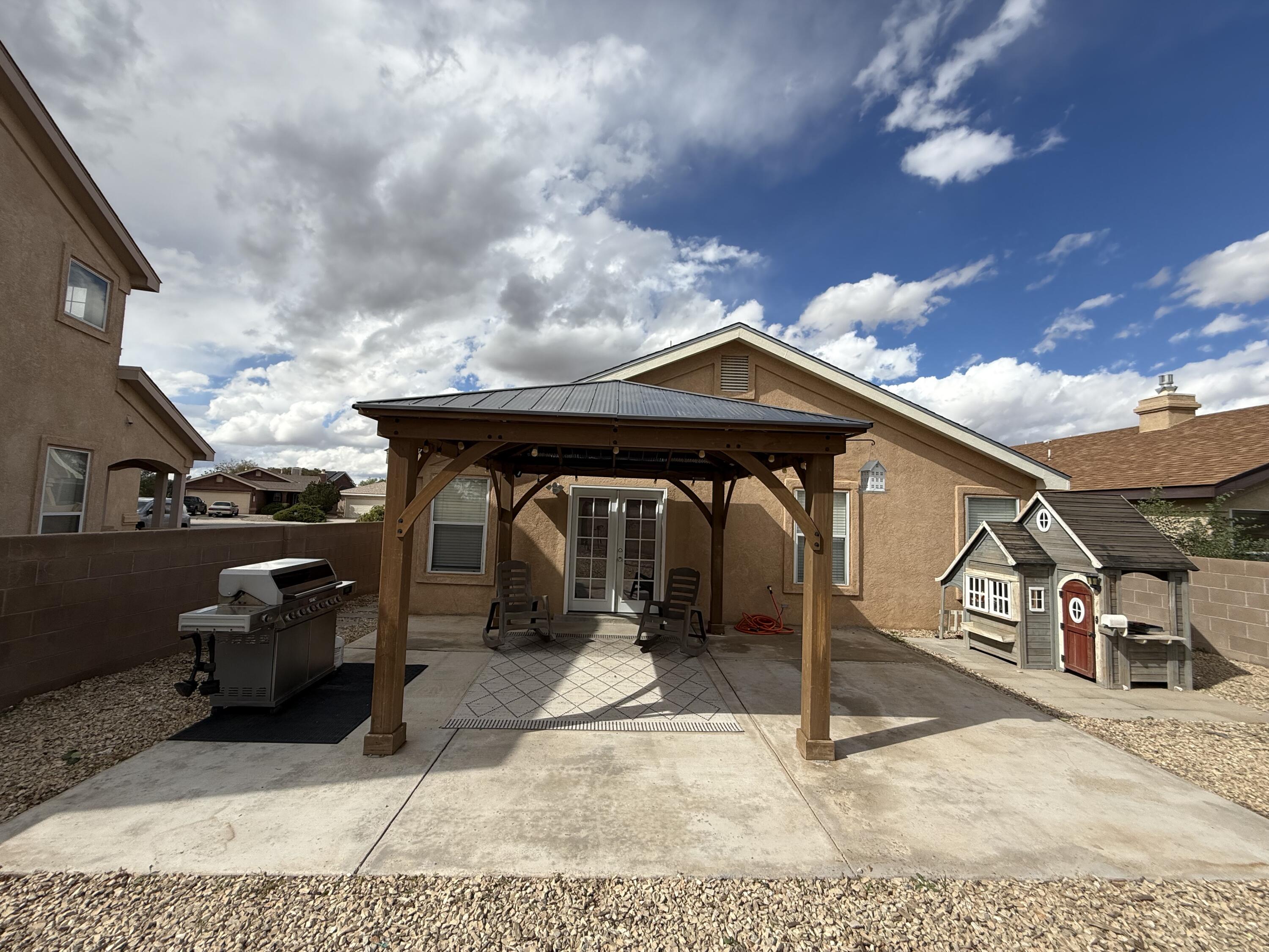 Photo 6 — 9404 Teresina Court NW