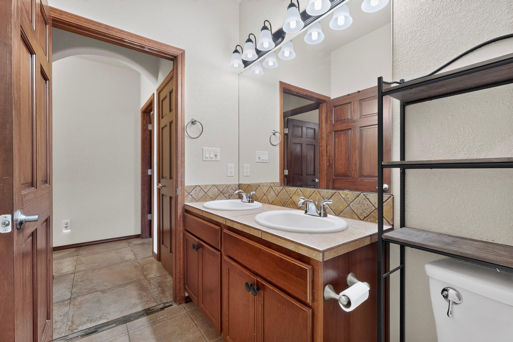 Photo 5 — 6324 Camino De Paz Road NW