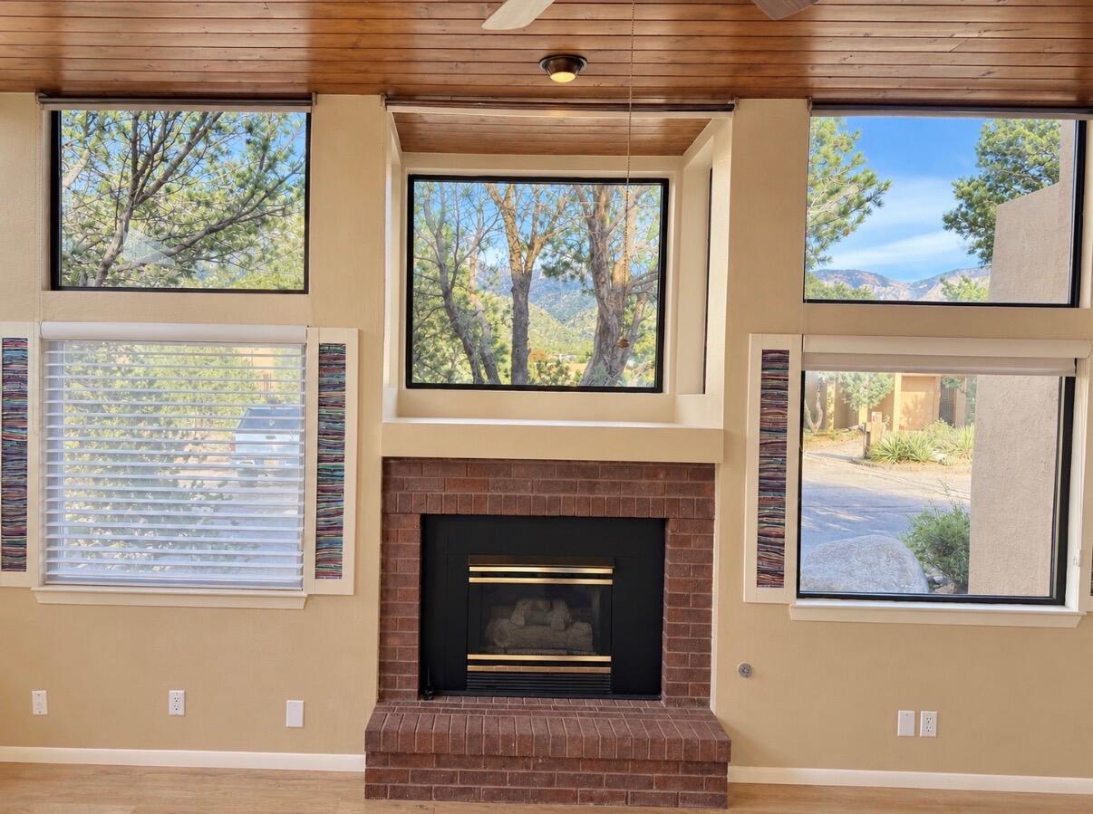 Photo 2 — 2526 Tramway Terrace Court NE