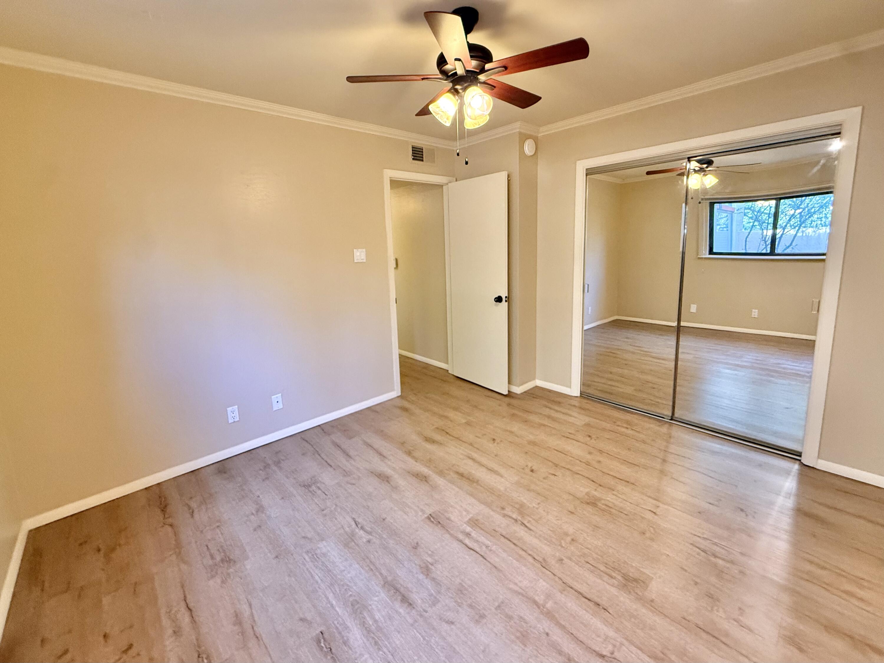 Photo 5 — 2526 Tramway Terrace Court NE