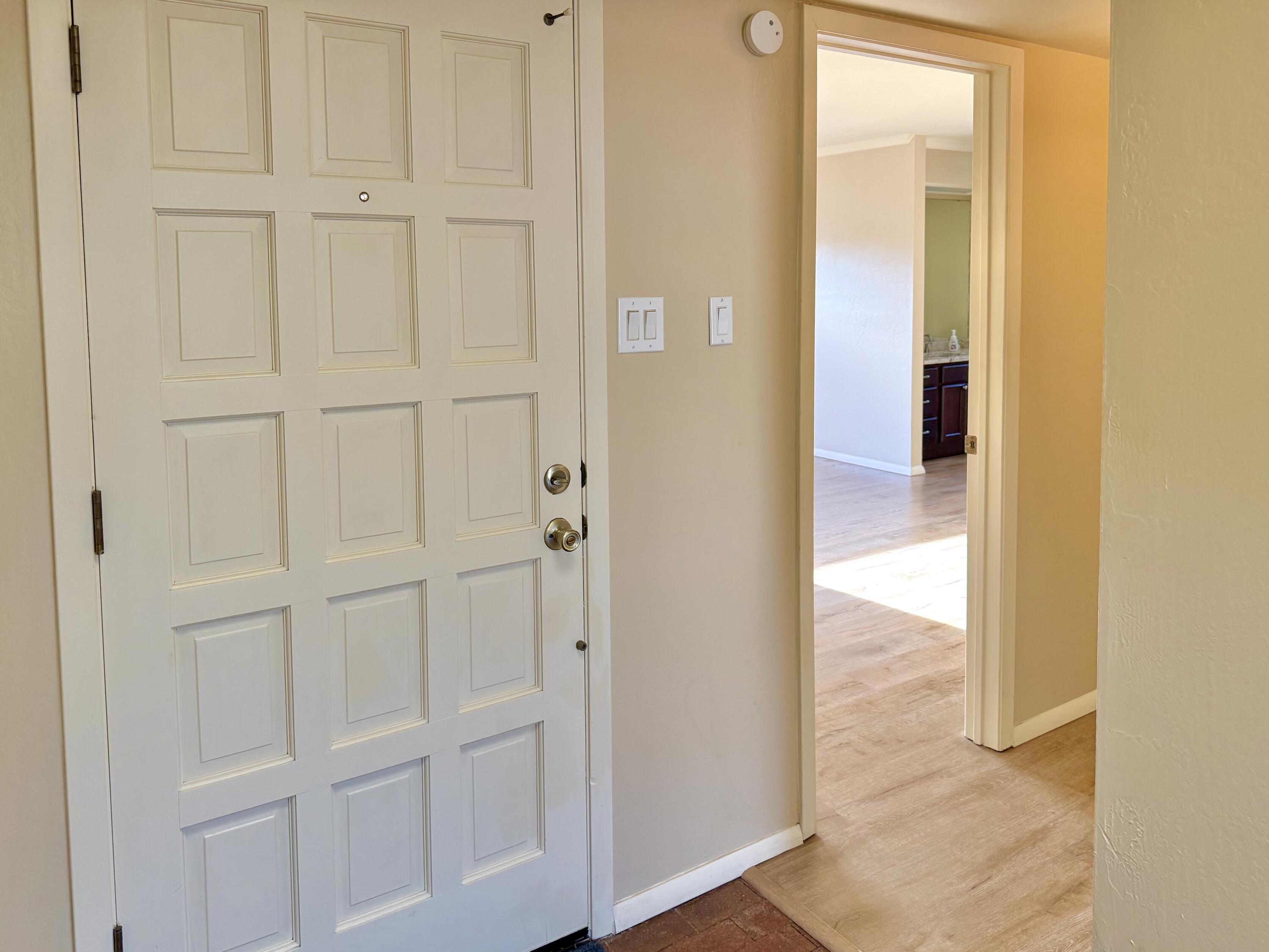 Photo 14 — 2526 Tramway Terrace Court NE