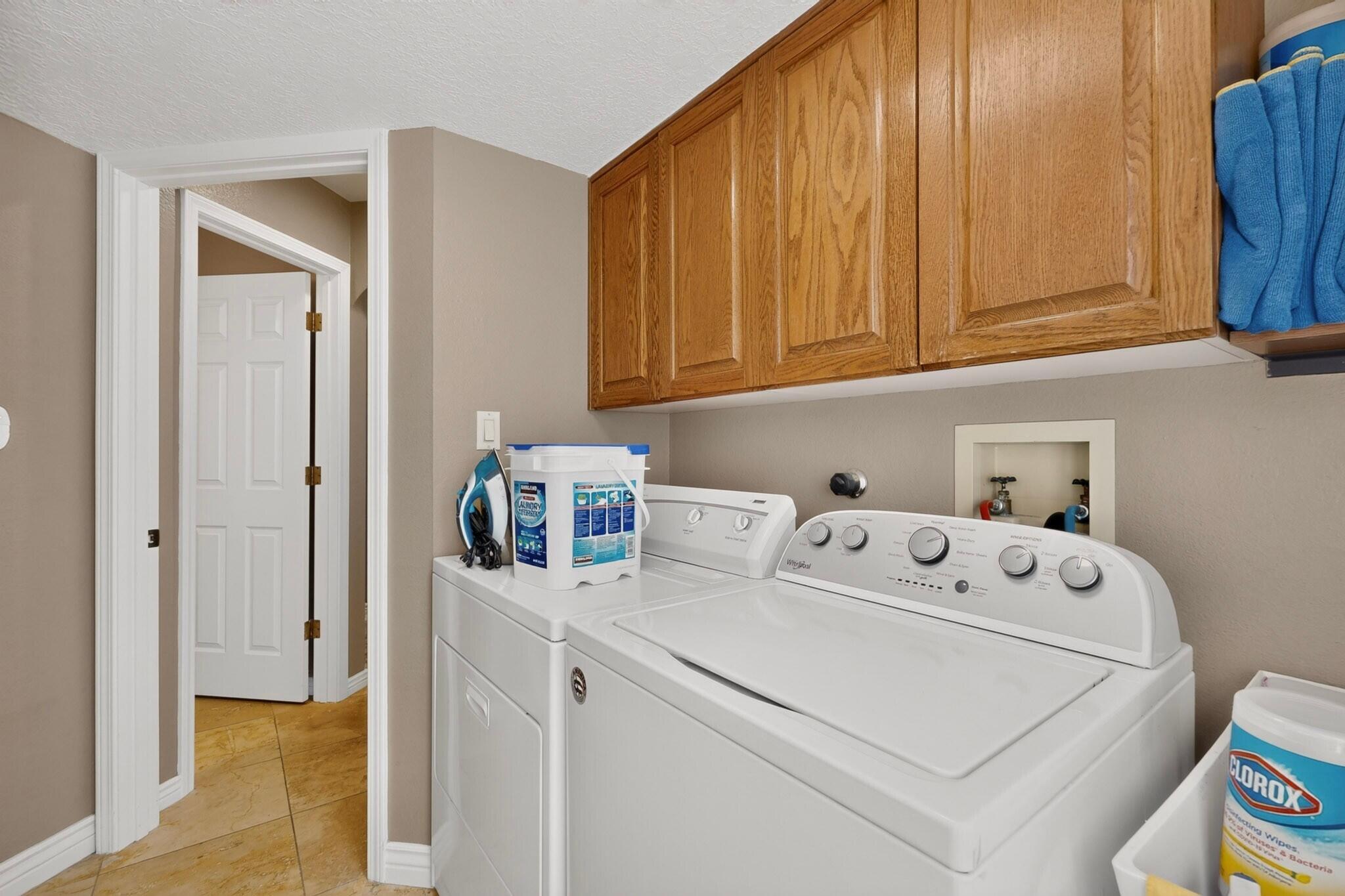 Photo 8 — 11612 Penfield Lane NE