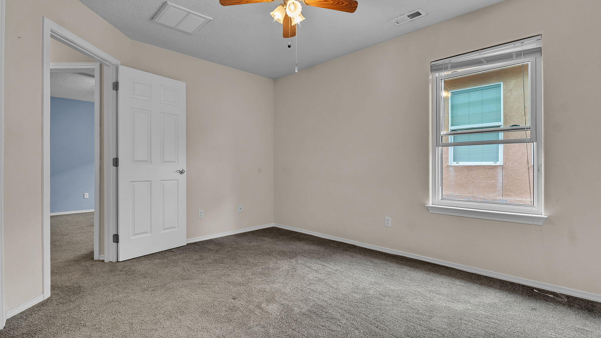 Photo 8 — 9704 Mogollon Drive NW
