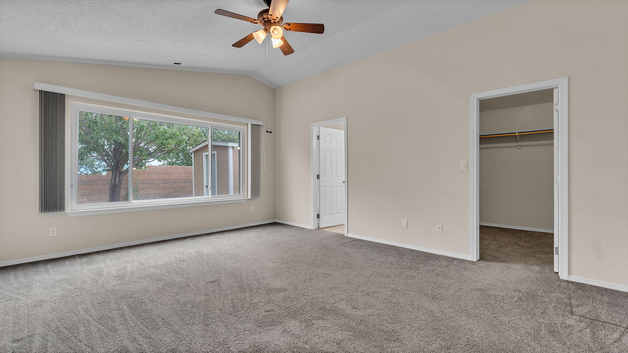 Photo 14 — 9704 Mogollon Drive NW