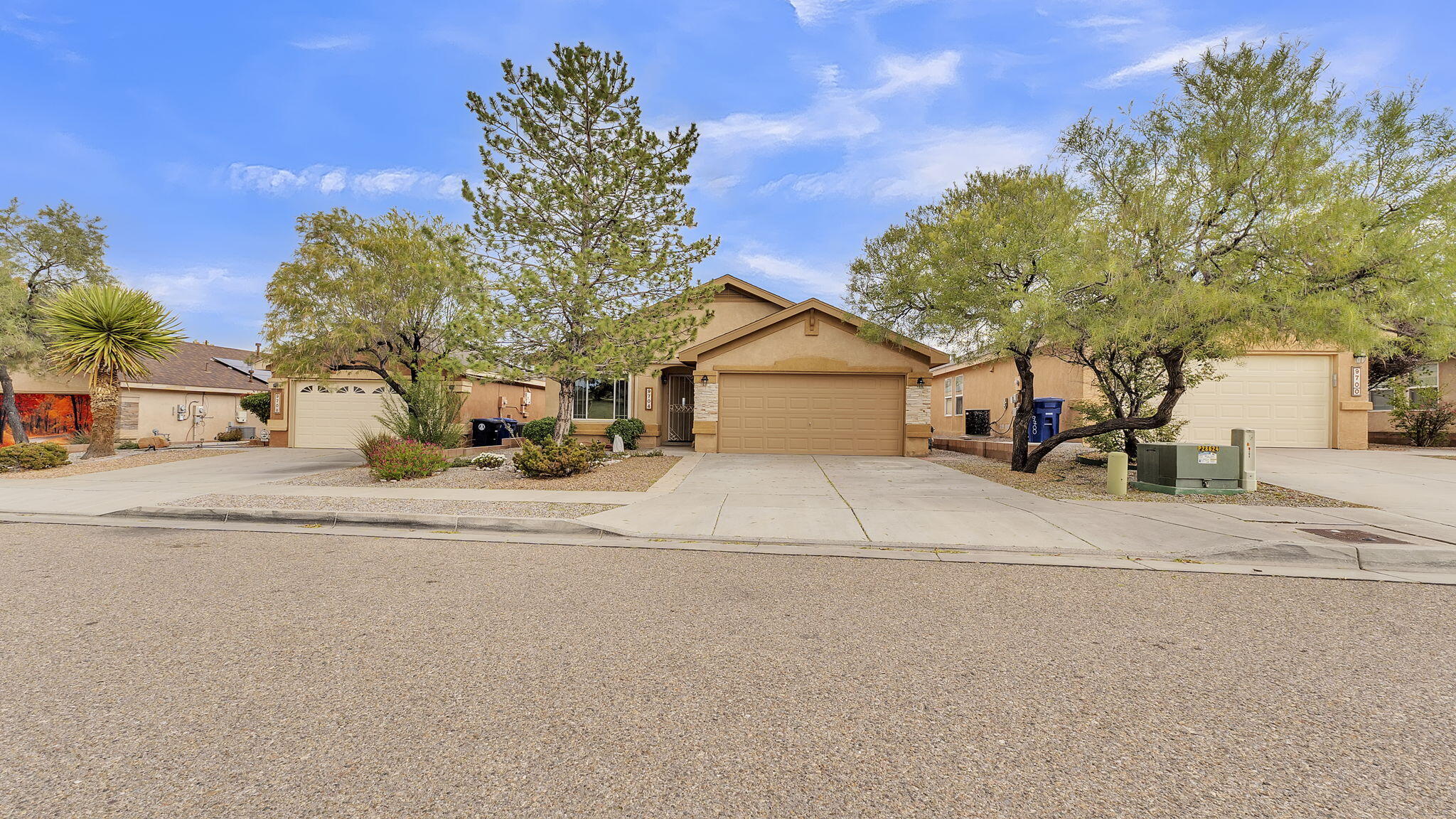 Photo 3 — 9704 Mogollon Drive NW