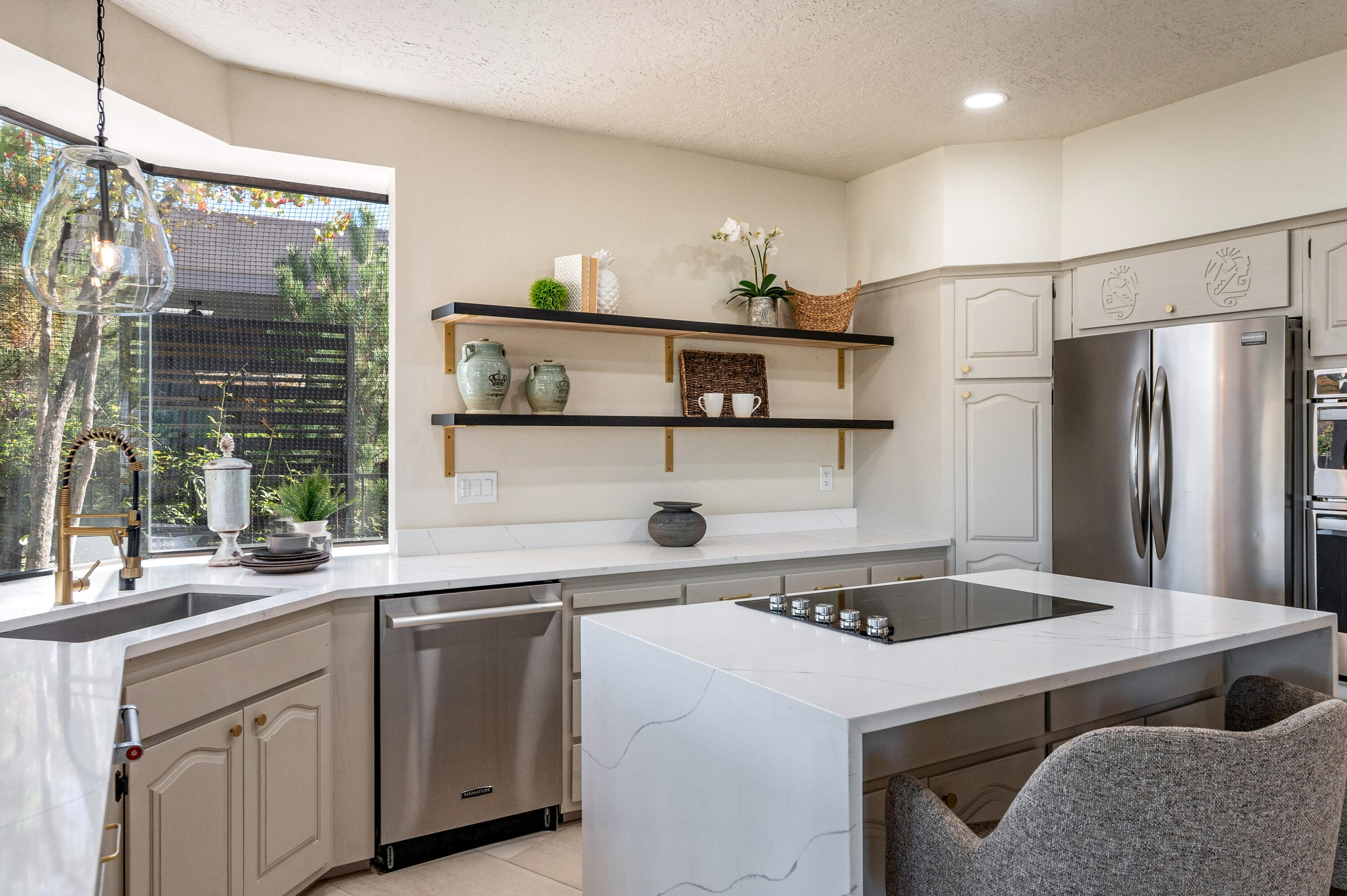 Photo 4 — 11509 Woodmar Lane NE