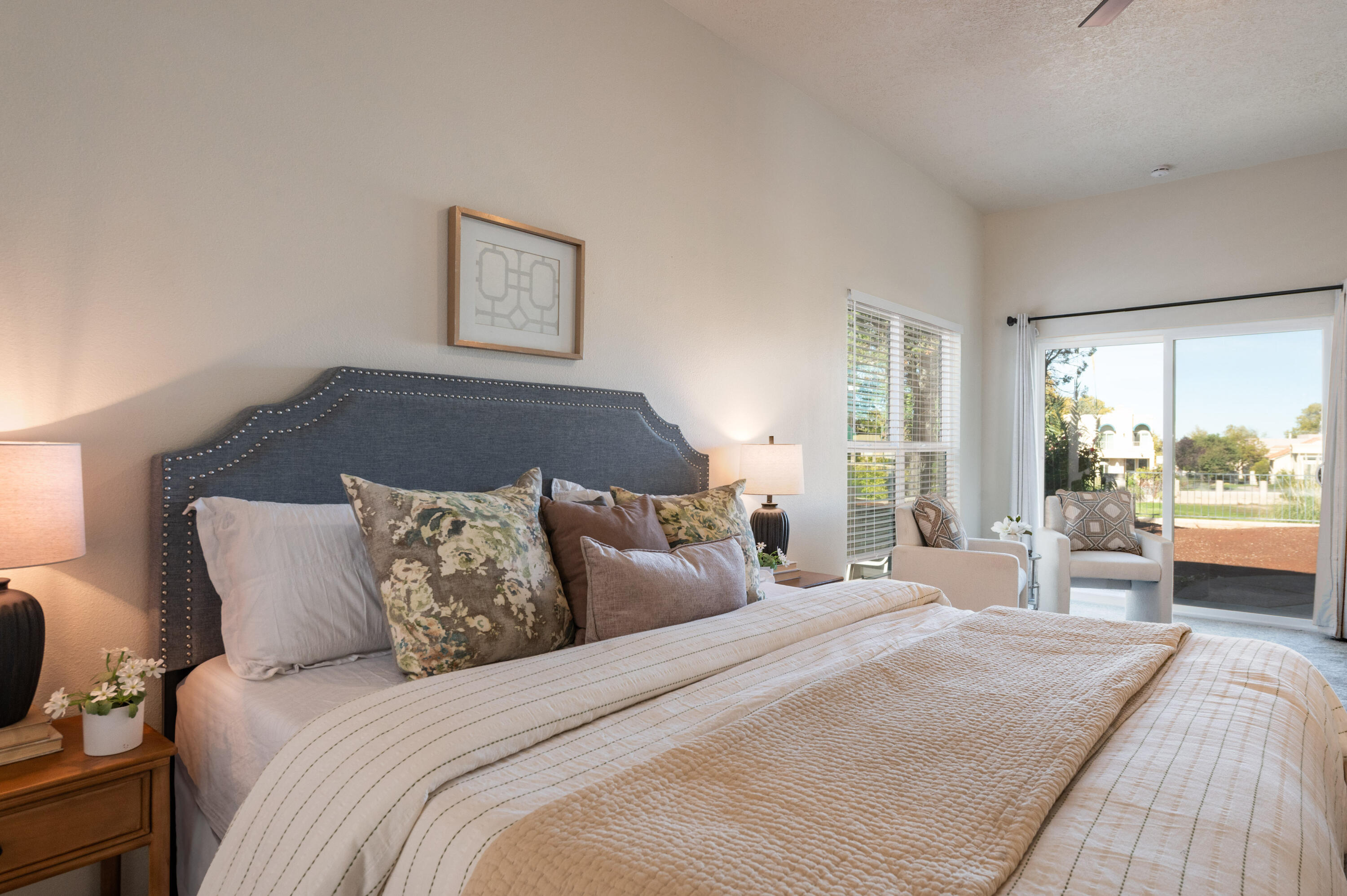 Photo 11 — 11509 Woodmar Lane NE