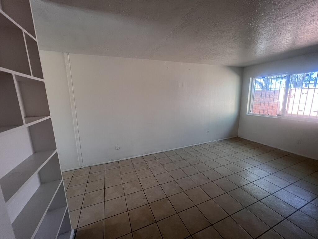 Photo 14 — 3413 Ross Avenue SE A