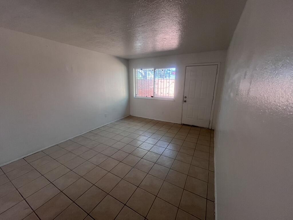 Photo 15 — 3413 Ross Avenue SE A